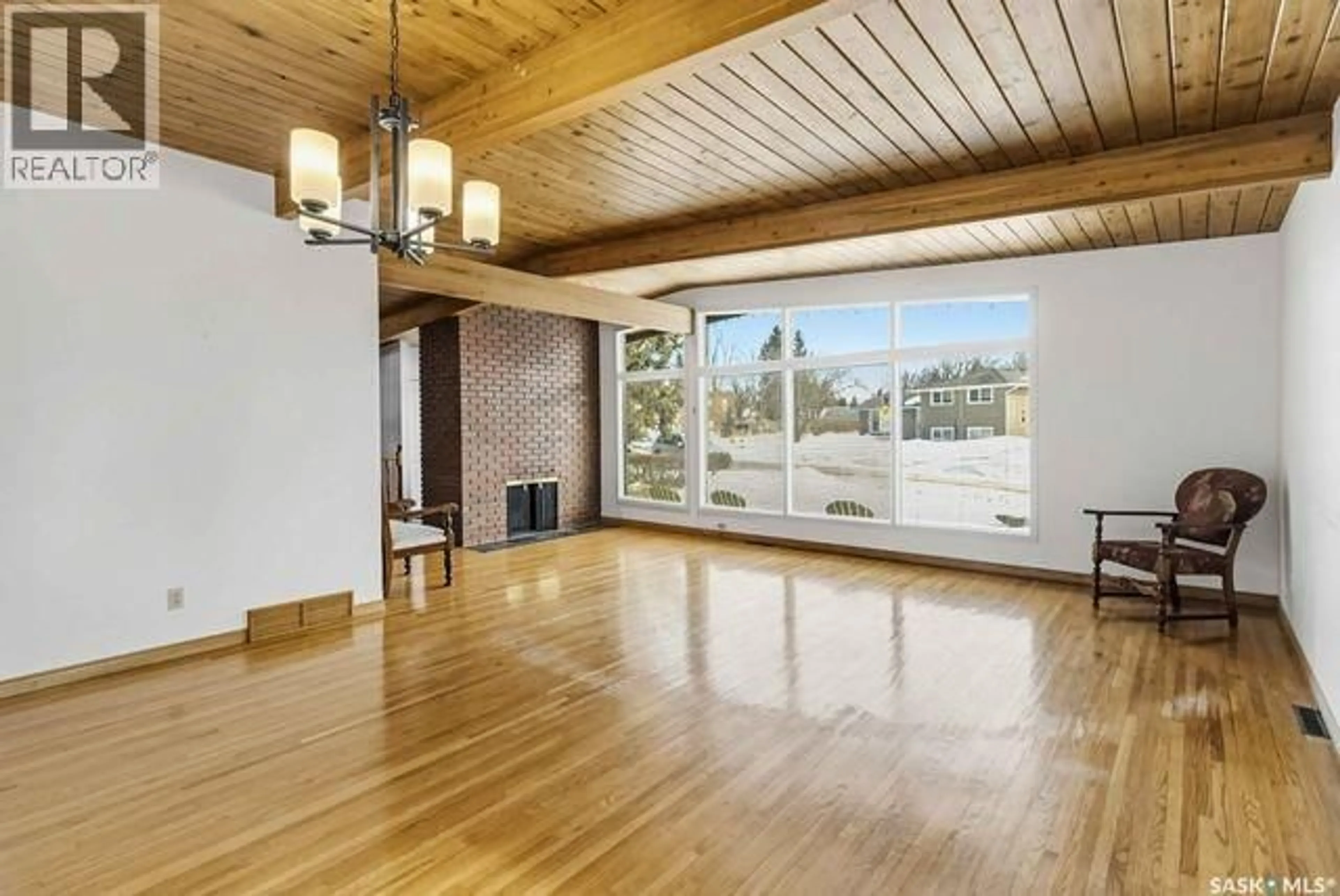 Unknown for 706 EAST DRIVE, Saskatoon Saskatchewan S7J2X7