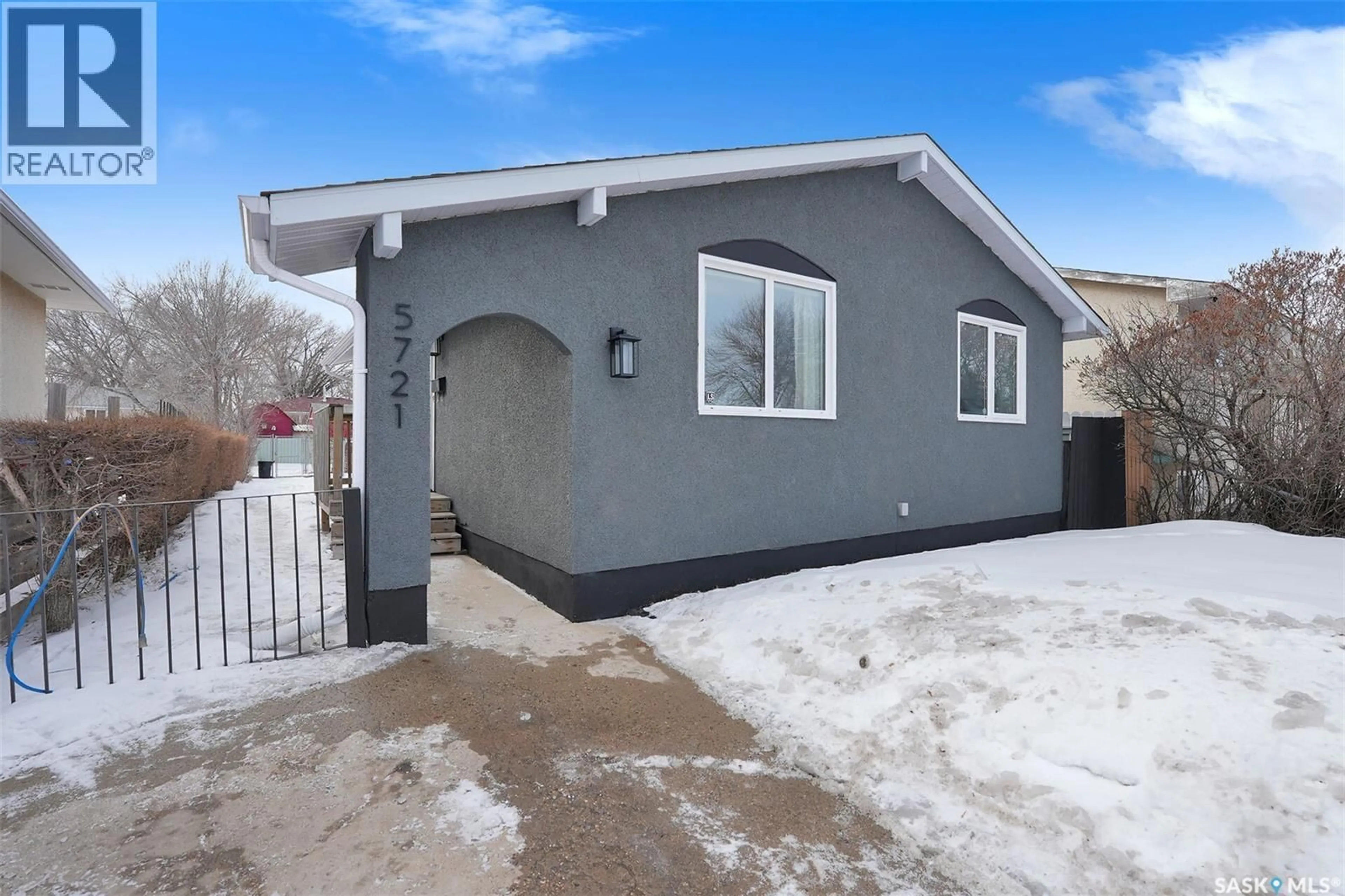 Unknown for 5721 2ND AVENUE, Regina Saskatchewan S4R5M4