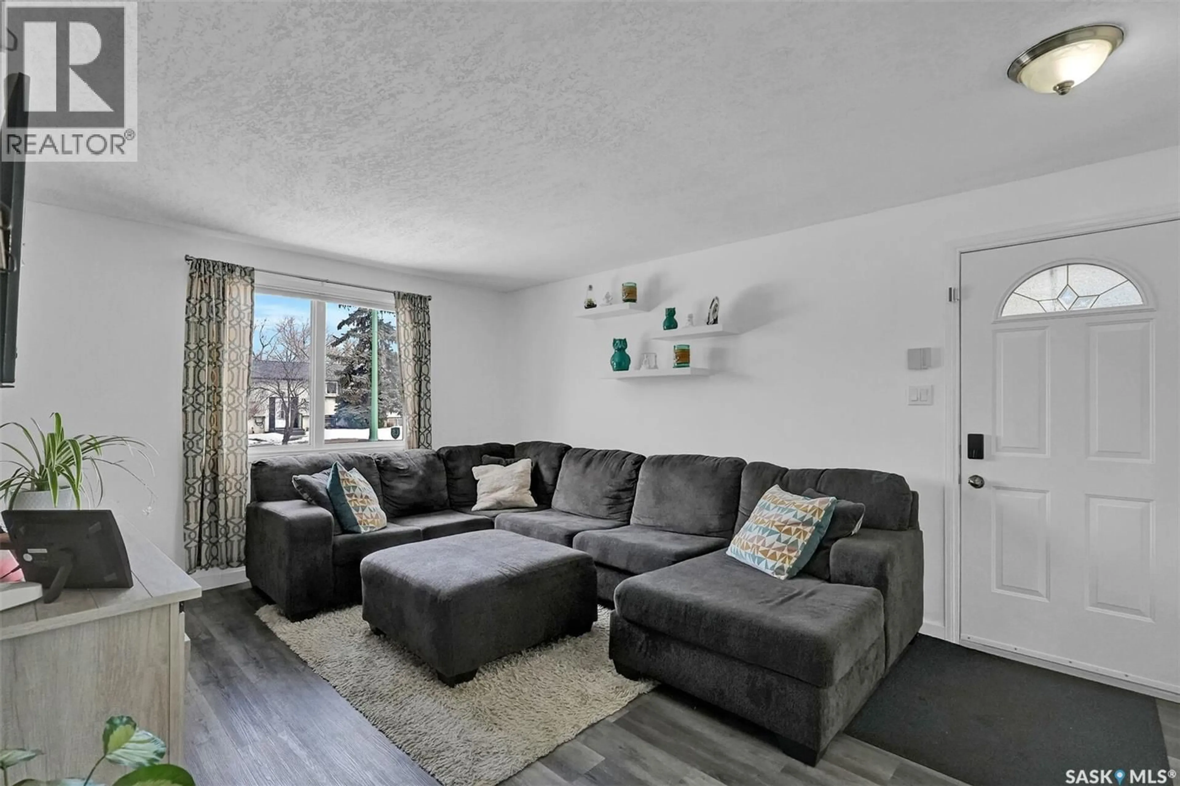 Living room with furniture, unknown for 5721 2ND AVENUE, Regina Saskatchewan S4R5M4