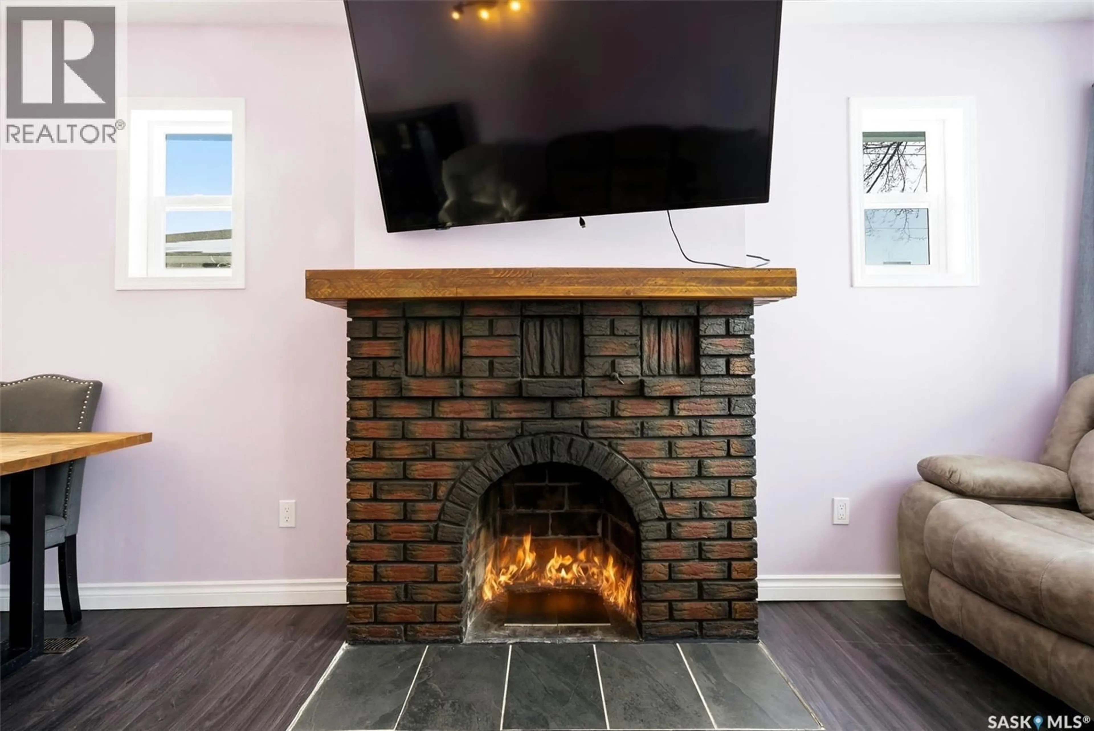 Home theater for 1171 MONTAGUE STREET, Regina Saskatchewan S4T3H8