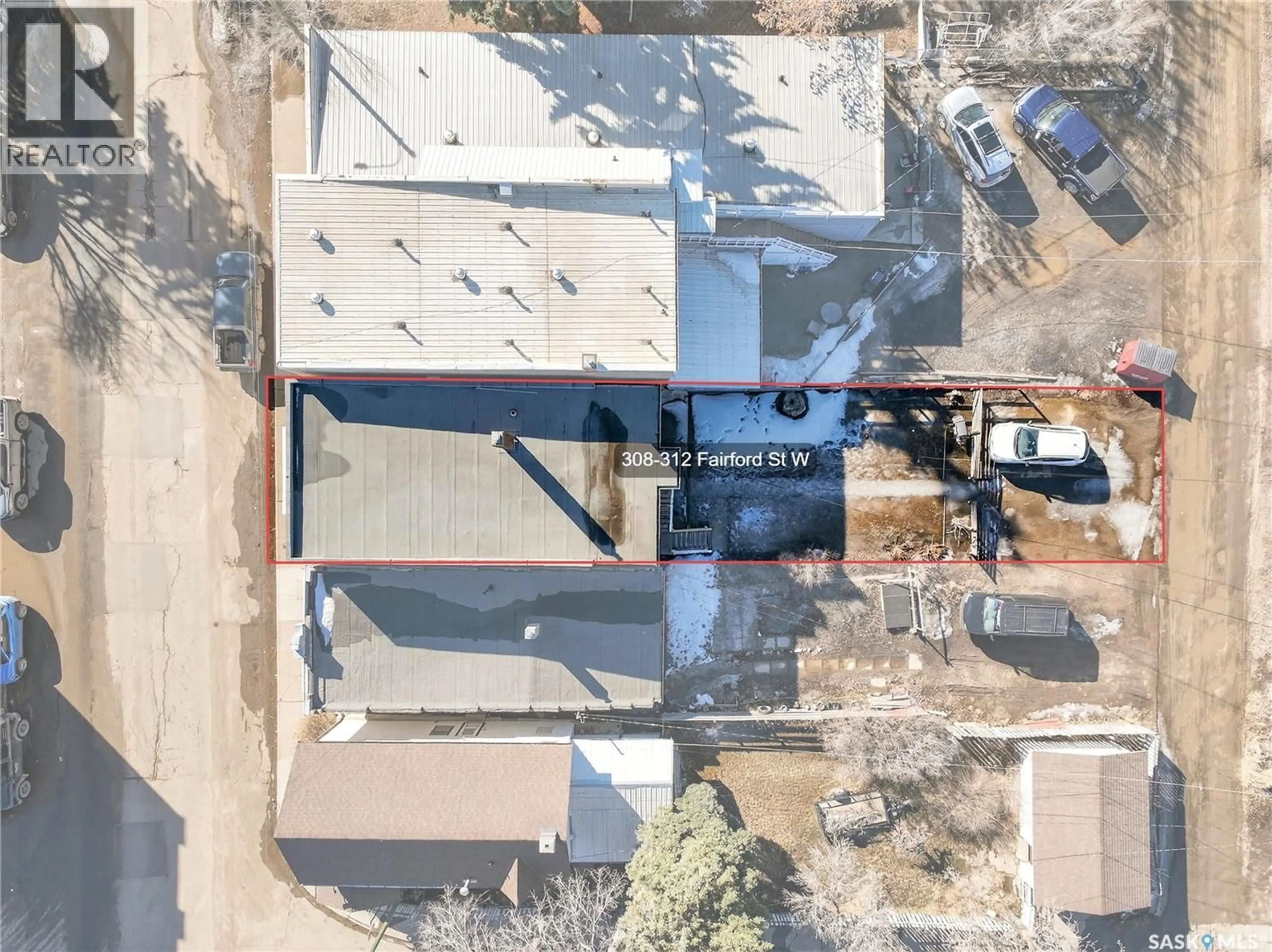 A pic from outside/outdoor area/front of a property/back of a property/a pic from drone, building for 308-312 FAIRFORD STREET, Moose Jaw Saskatchewan S6H1V9