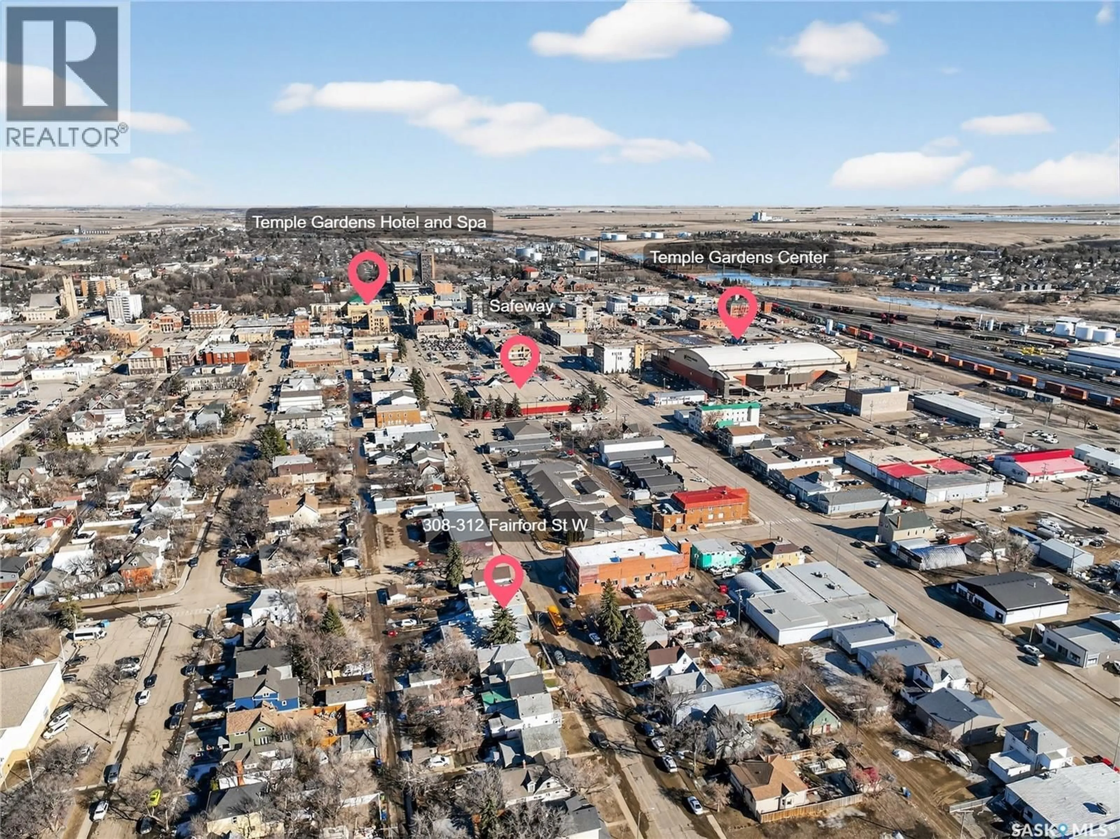 A pic from outside/outdoor area/front of a property/back of a property/a pic from drone, street for 308-312 FAIRFORD STREET, Moose Jaw Saskatchewan S6H1V9