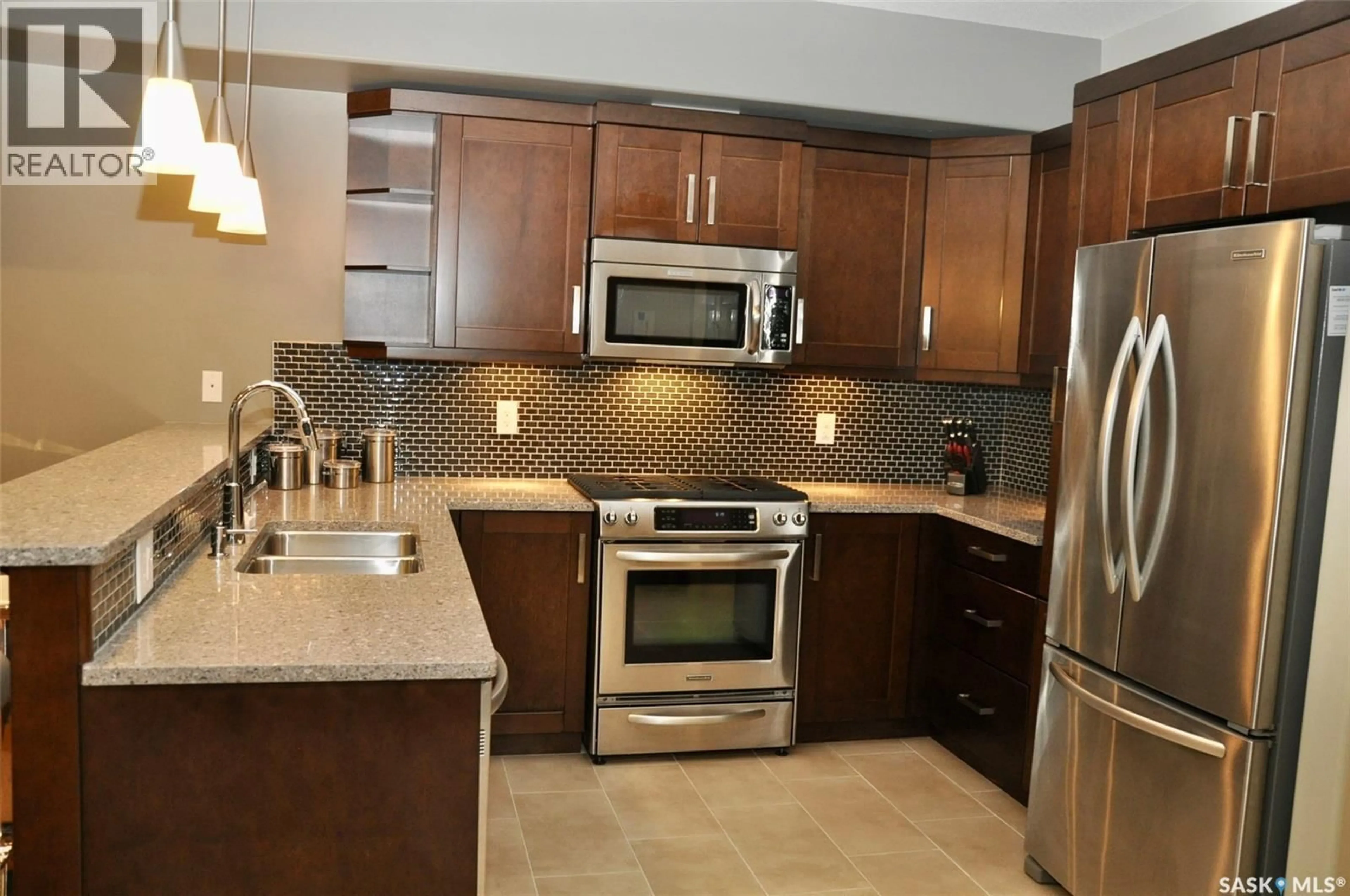 Unknown for 206 - 1132 COLLEGE DRIVE, Saskatoon Saskatchewan S7N0W2