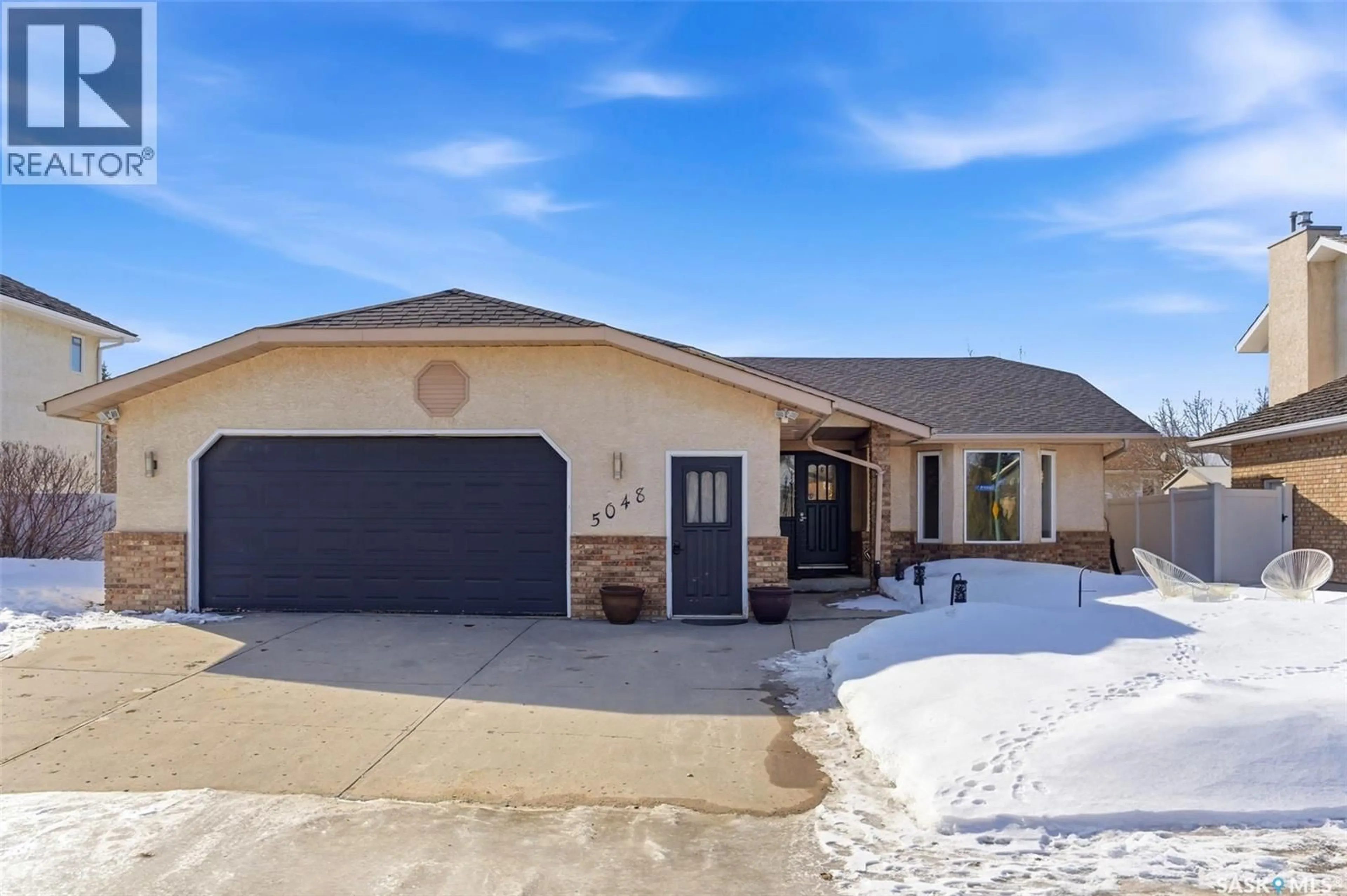 Unknown for 5048 QUEEN STREET, Regina Saskatchewan S4S7E4