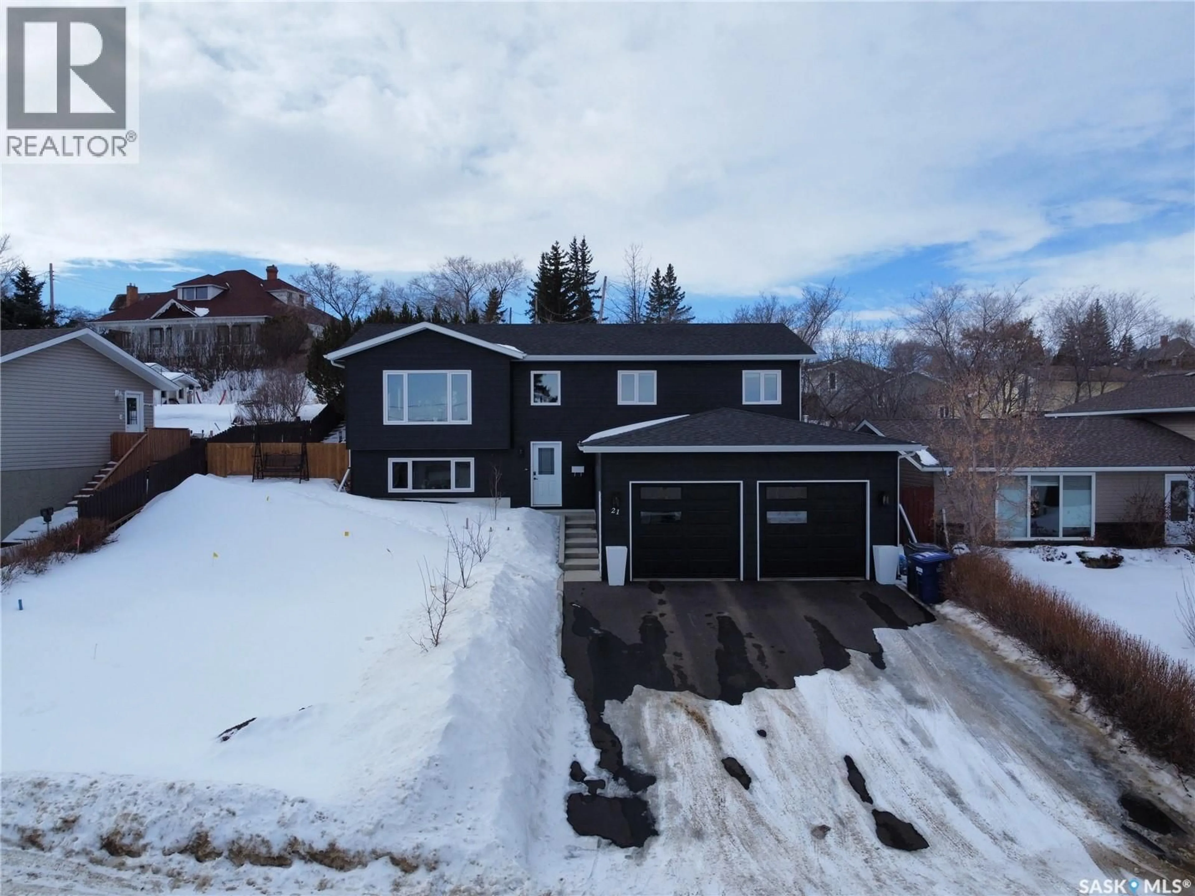 A pic from outside/outdoor area/front of a property/back of a property/a pic from drone, street for 21 1ST AVENUE, Battleford Saskatchewan S0M0E0