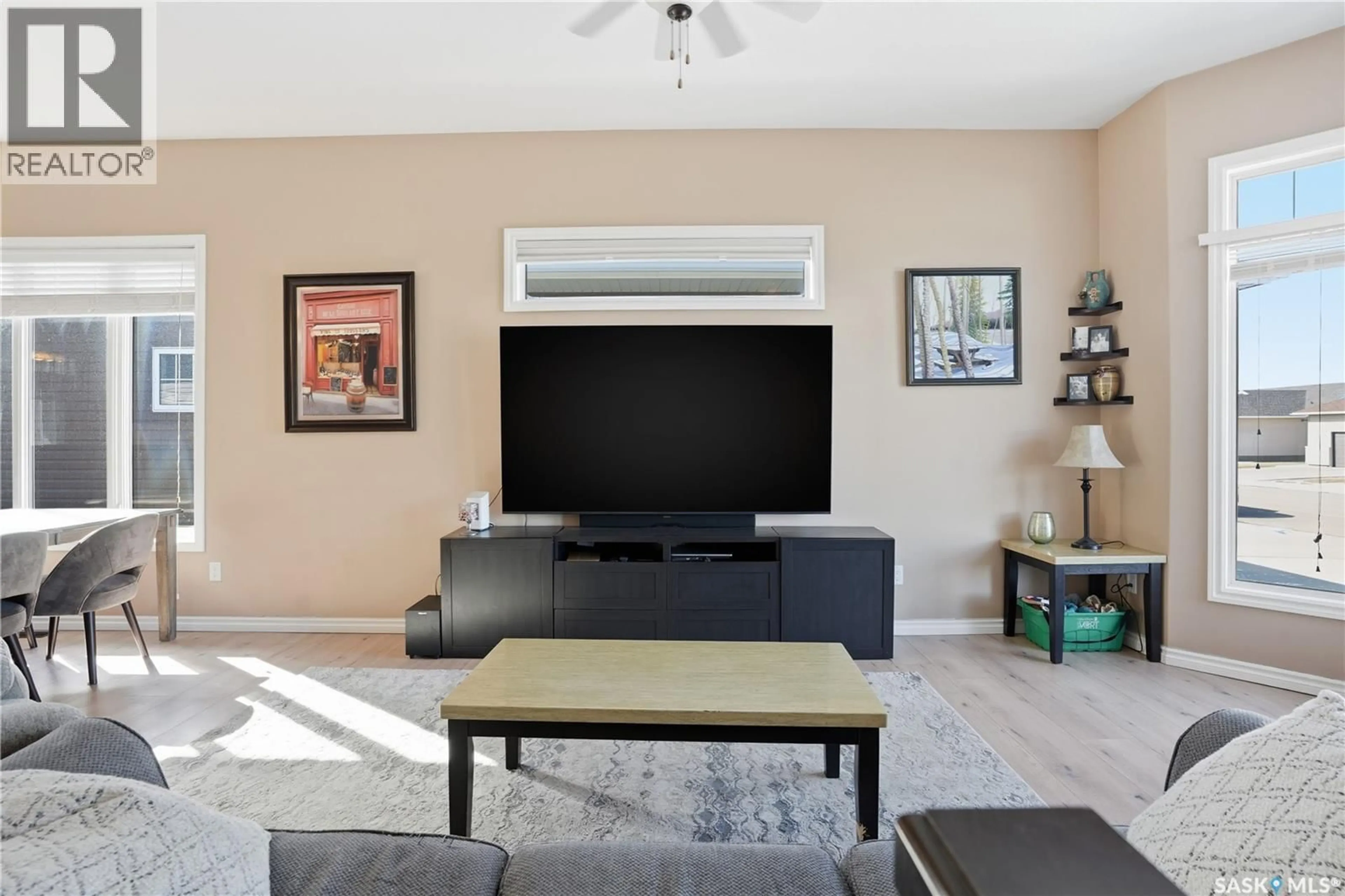 Living room with furniture, unknown for 254 WOOD LILY DRIVE, Moose Jaw Saskatchewan S6J0A3