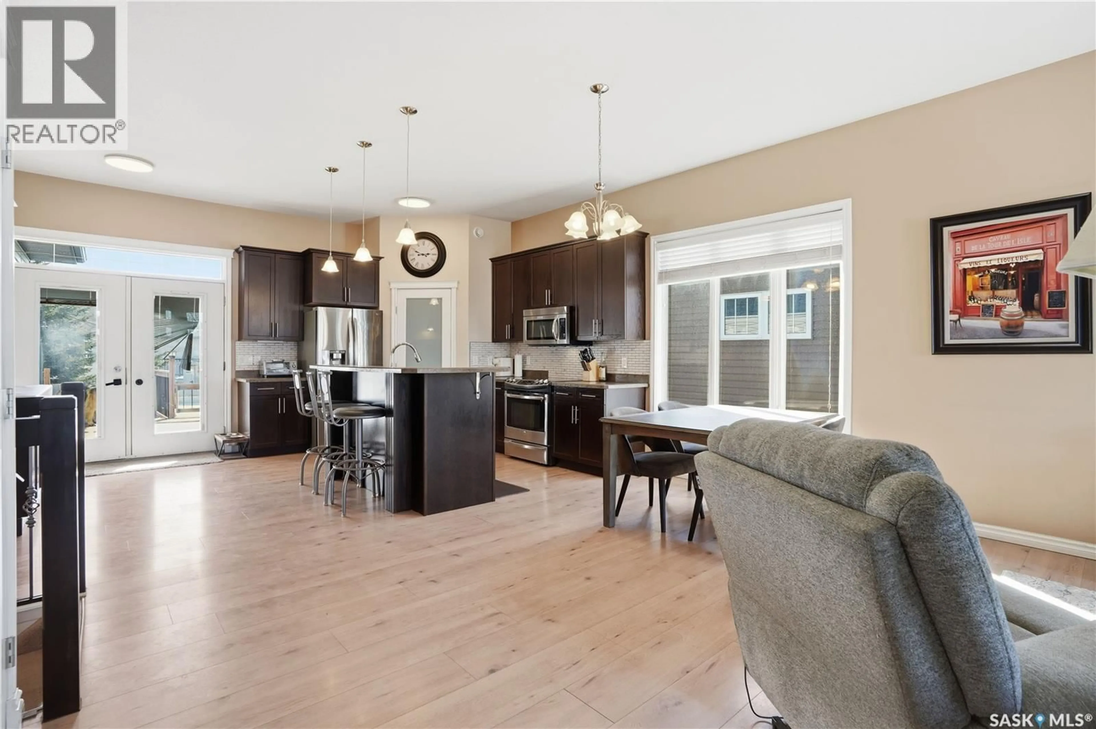 Open concept kitchen, unknown for 254 WOOD LILY DRIVE, Moose Jaw Saskatchewan S6J0A3