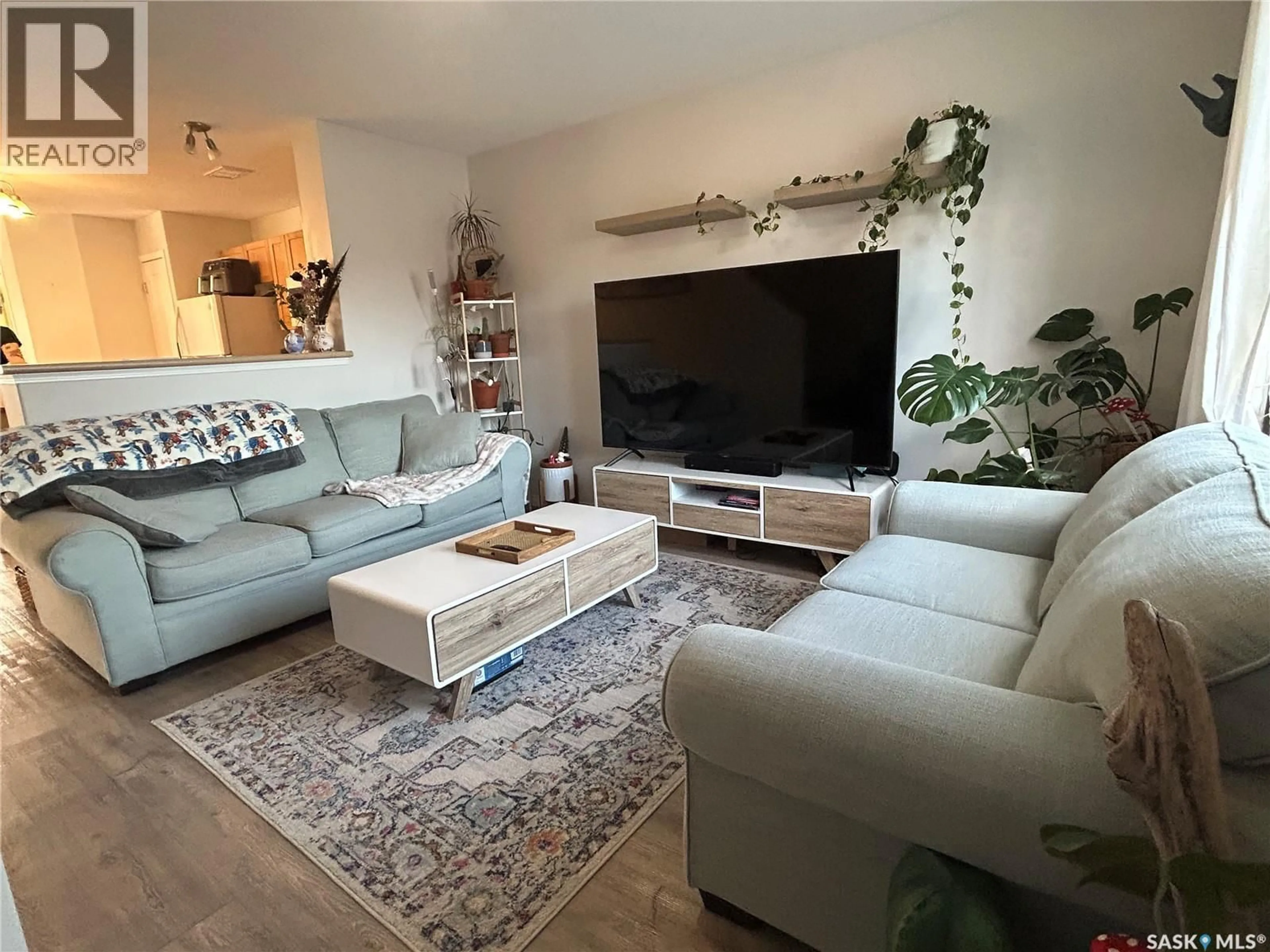 Living room with furniture, unknown for 17 - 1437 1ST STREET, Estevan Saskatchewan S4A2X5