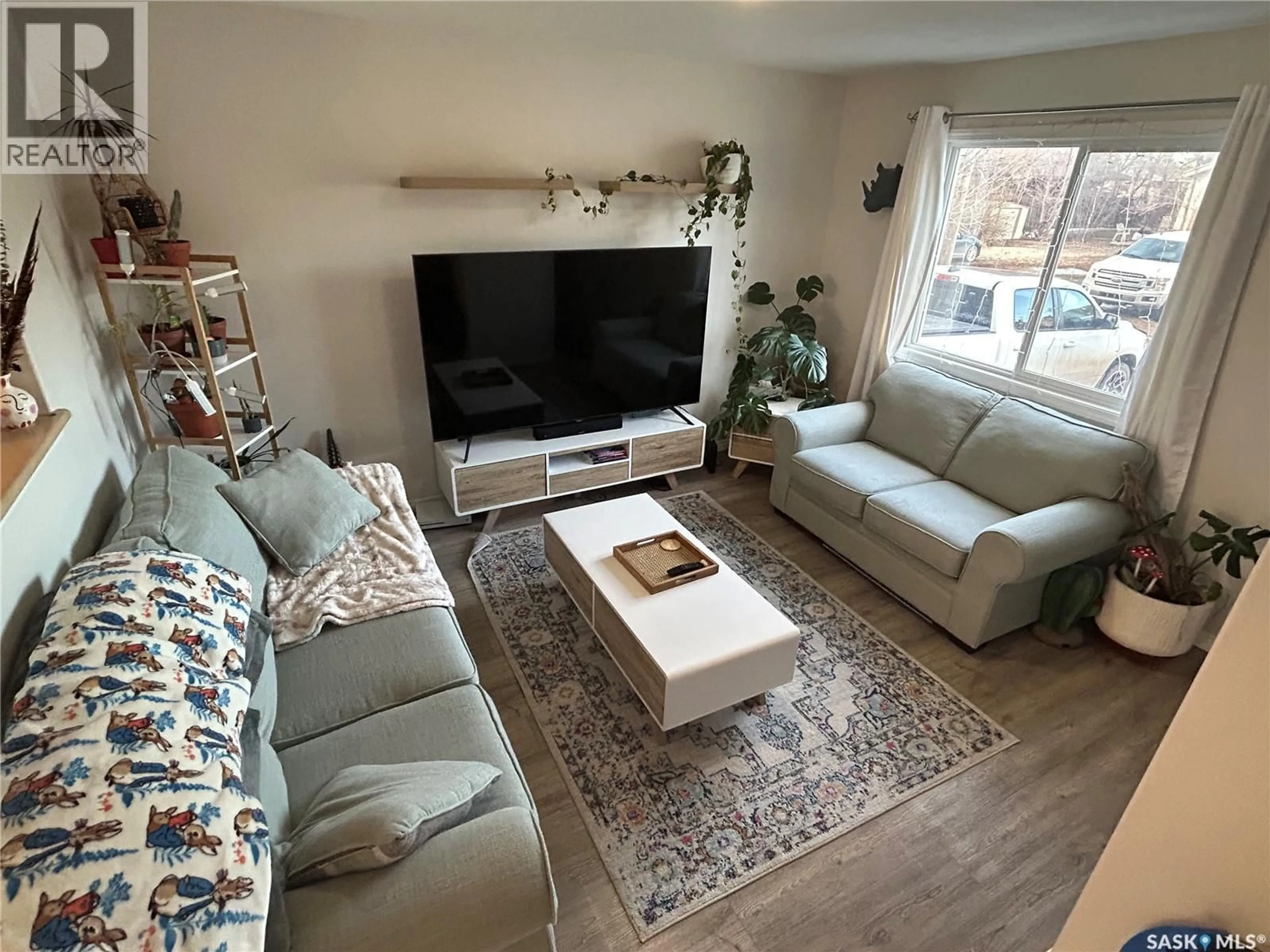 Living room with furniture, unknown for 17 - 1437 1ST STREET, Estevan Saskatchewan S4A2X5