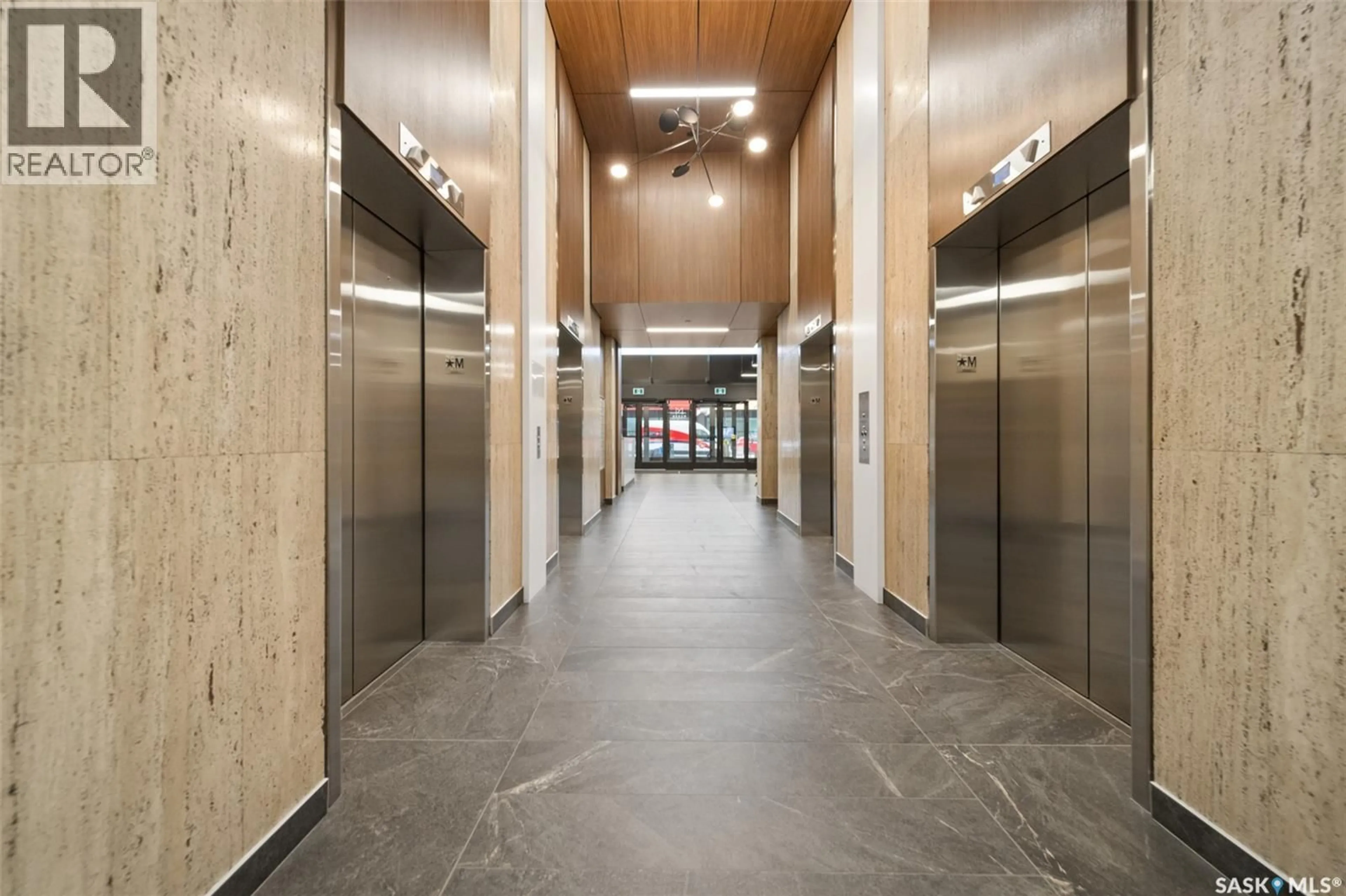 Indoor foyer for PH208 - 1914 HAMILTON STREET, Regina Saskatchewan S4P3N6