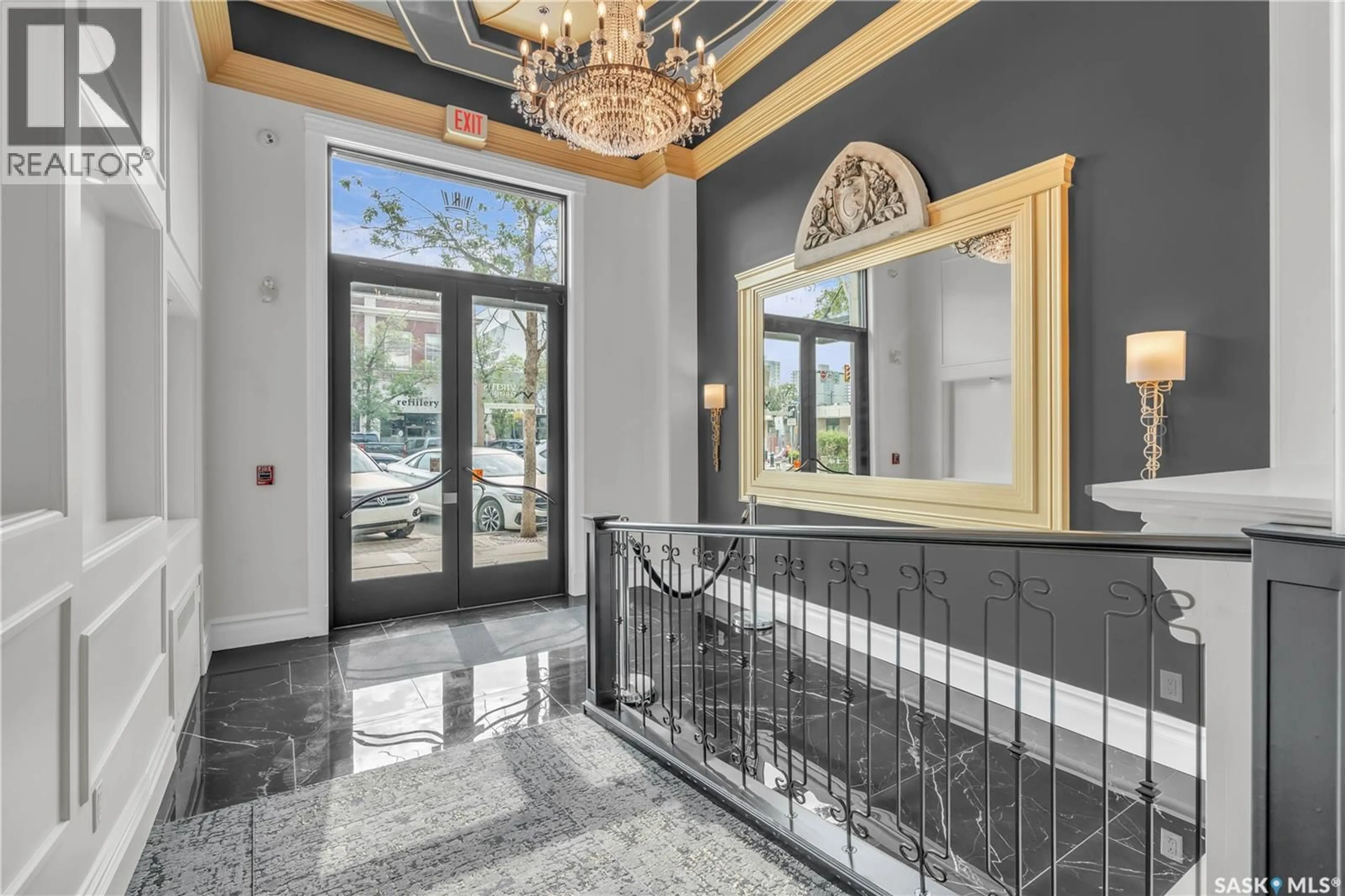 Indoor foyer for N - 302 157 2ND AVENUE, Saskatoon Saskatchewan S7H3X7