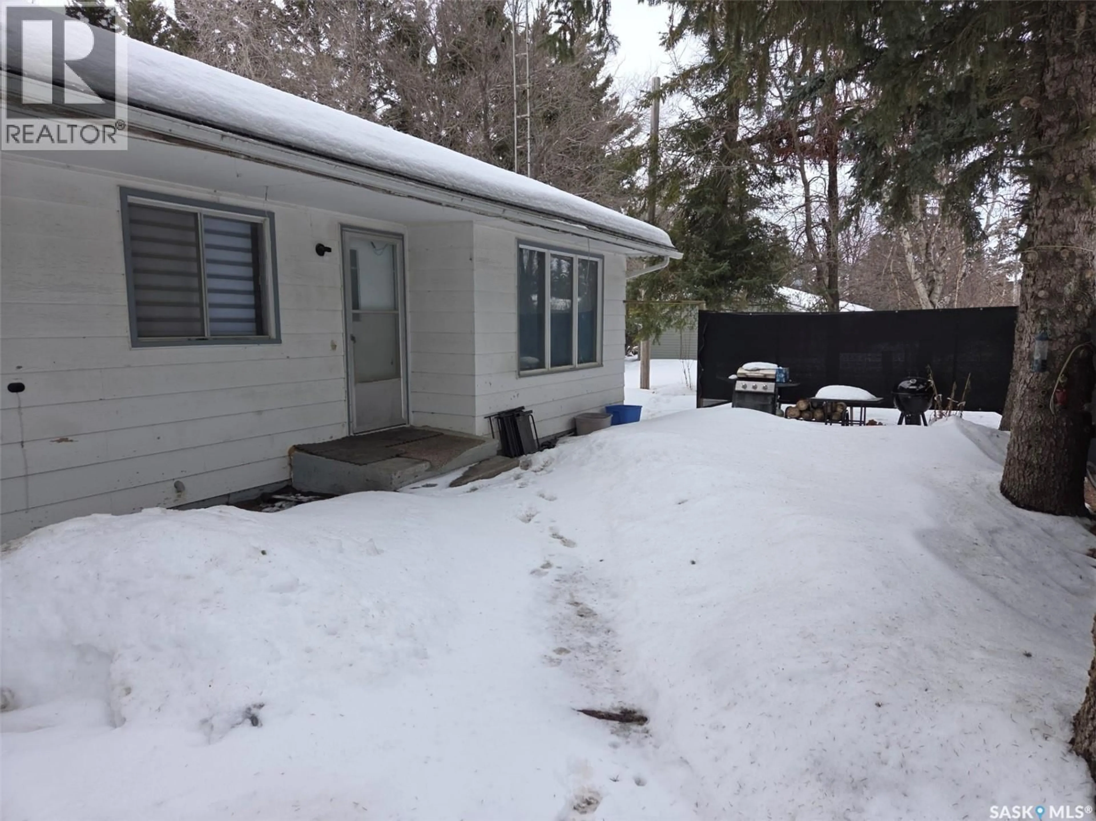 Unknown for 643 MAIN STREET, Annaheim Saskatchewan S0K0G0