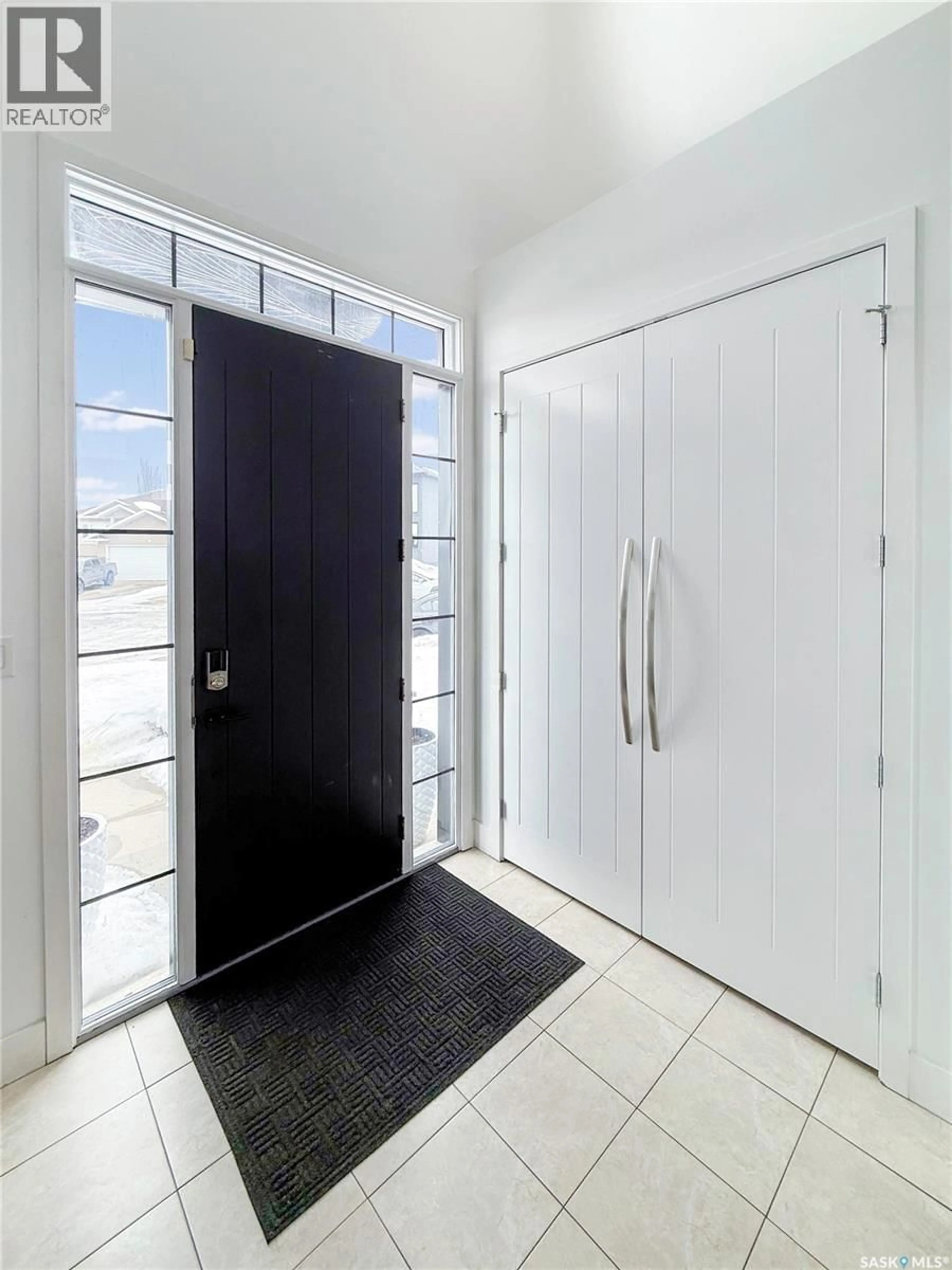 Indoor entryway for 23 BORROWMAN PLACE, Prince Albert Saskatchewan S6X0B1
