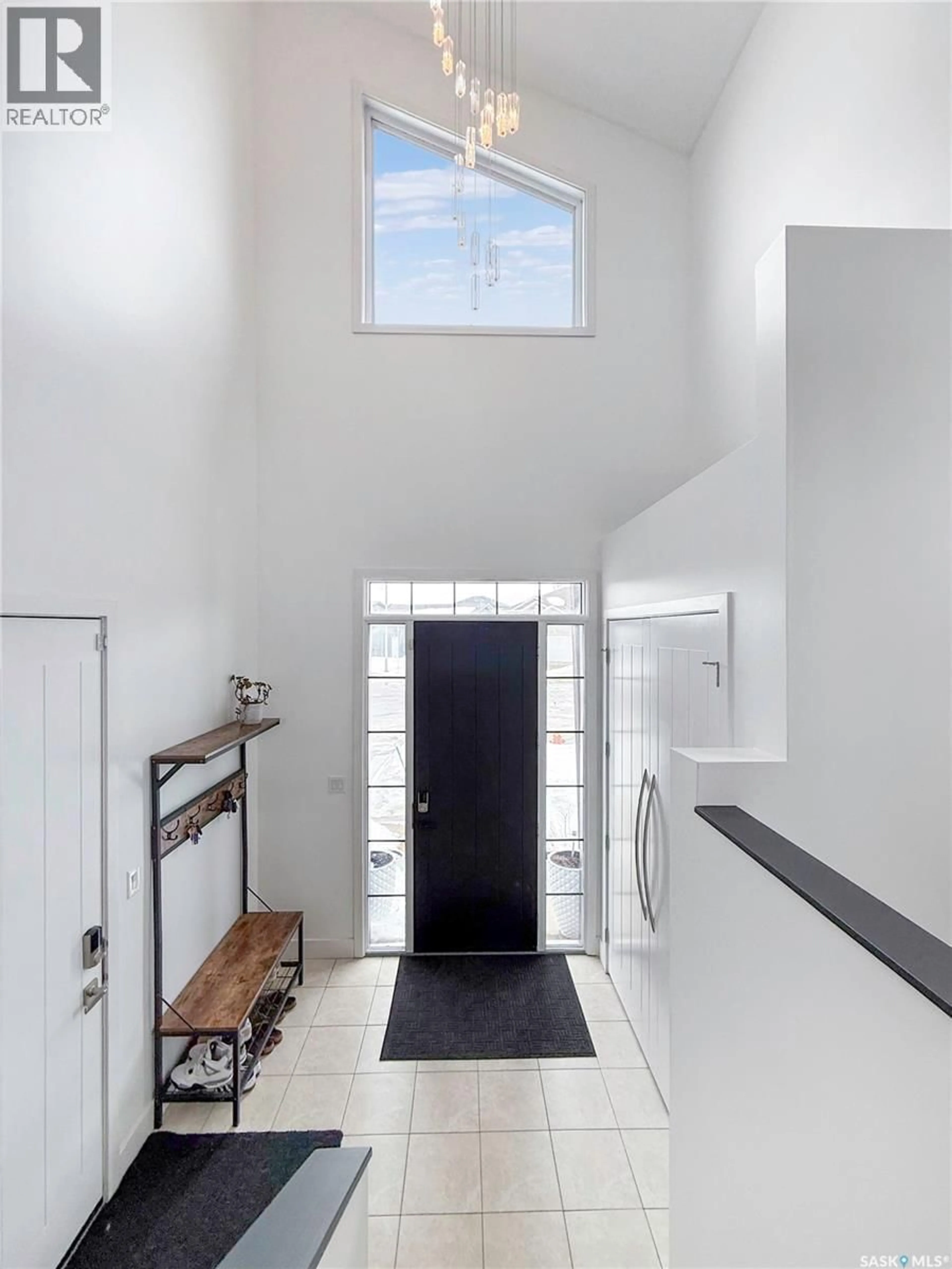 Indoor entryway for 23 BORROWMAN PLACE, Prince Albert Saskatchewan S6X0B1