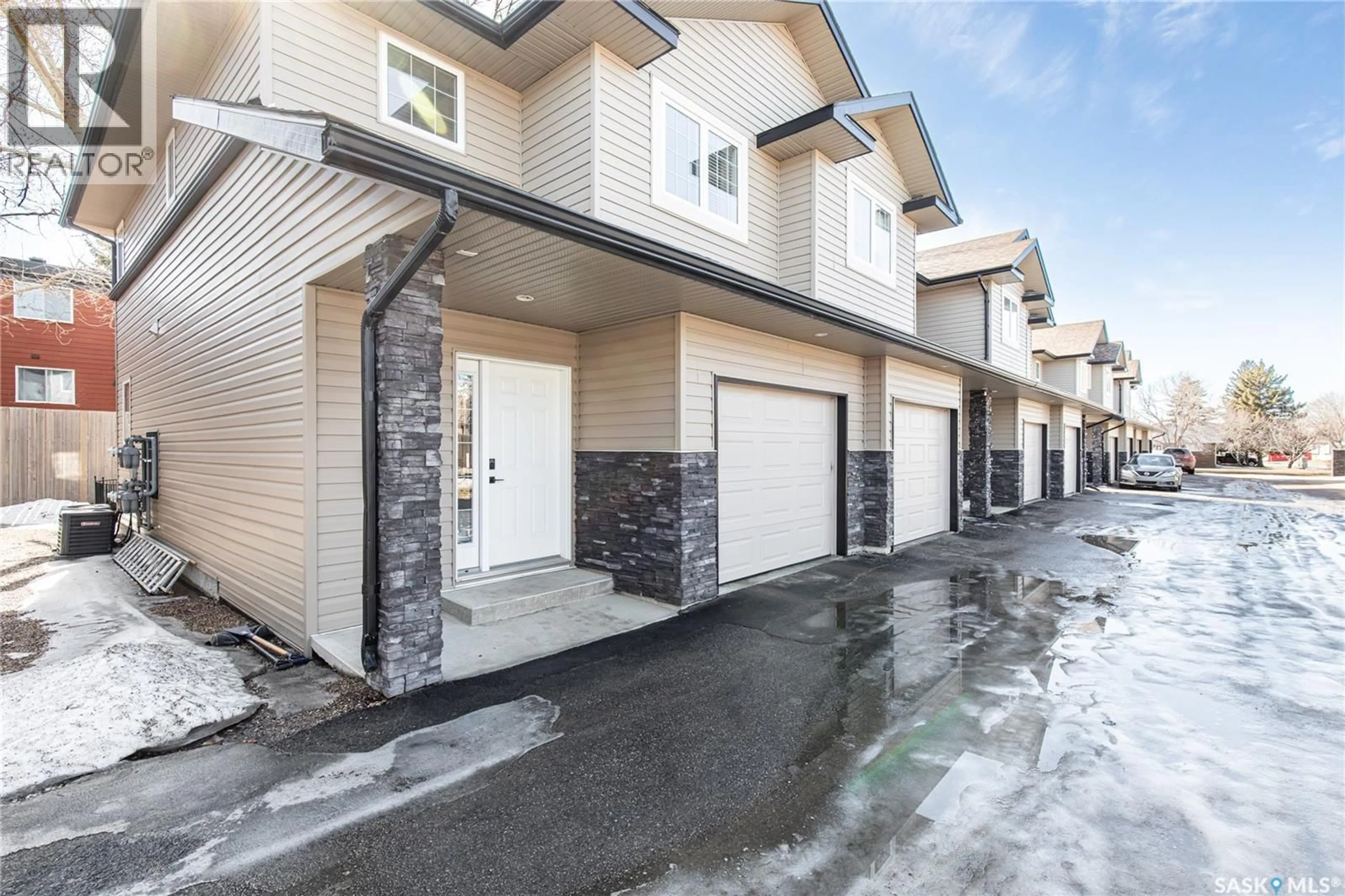 Unknown for C4 - 33 WOOD LILY DRIVE, Moose Jaw Saskatchewan S6J1B4