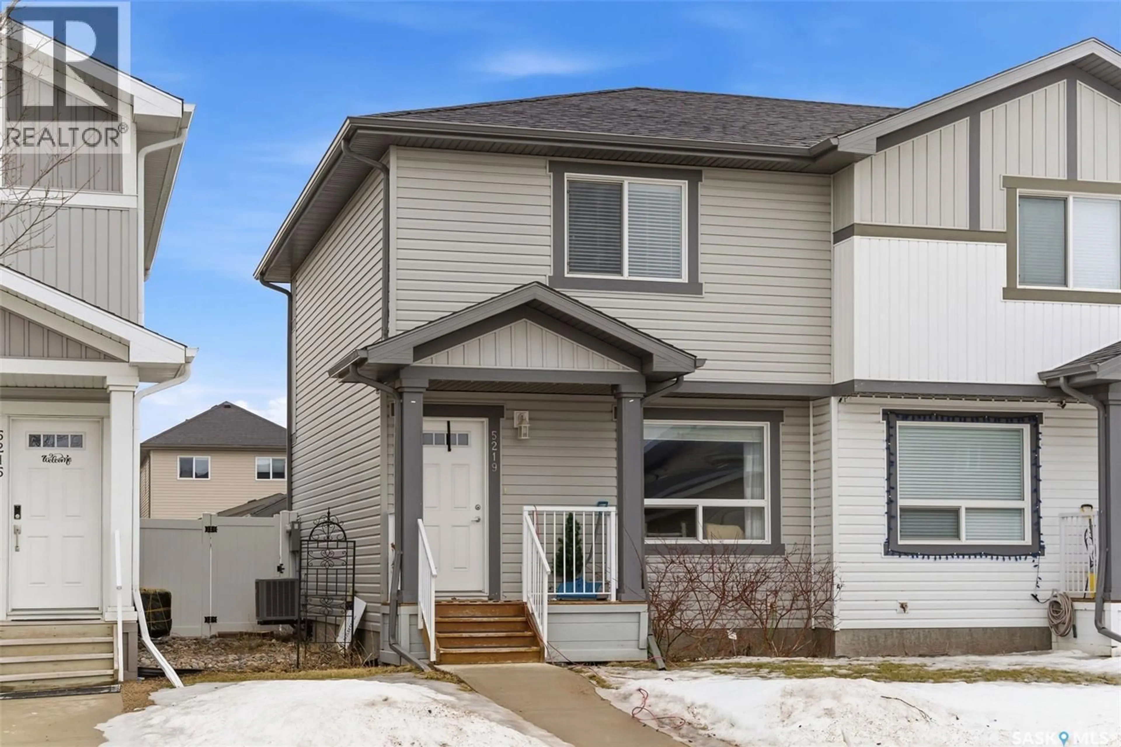 Home with vinyl exterior material, street for 5219 BEACON WAY, Regina Saskatchewan S4W0J3