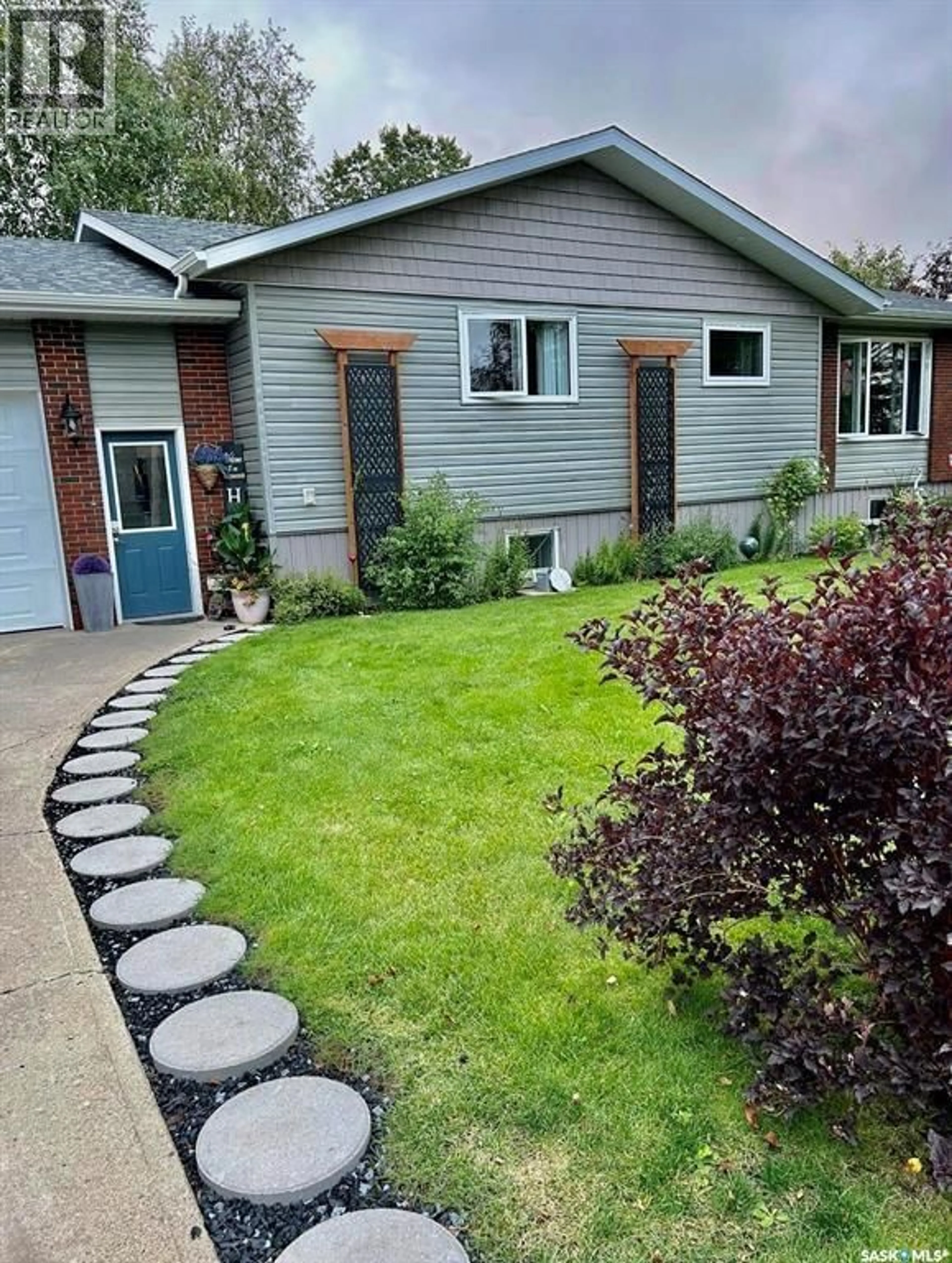 Home with vinyl exterior material, street for 420 LOGAN AVENUE, White Fox Saskatchewan S0J0B1