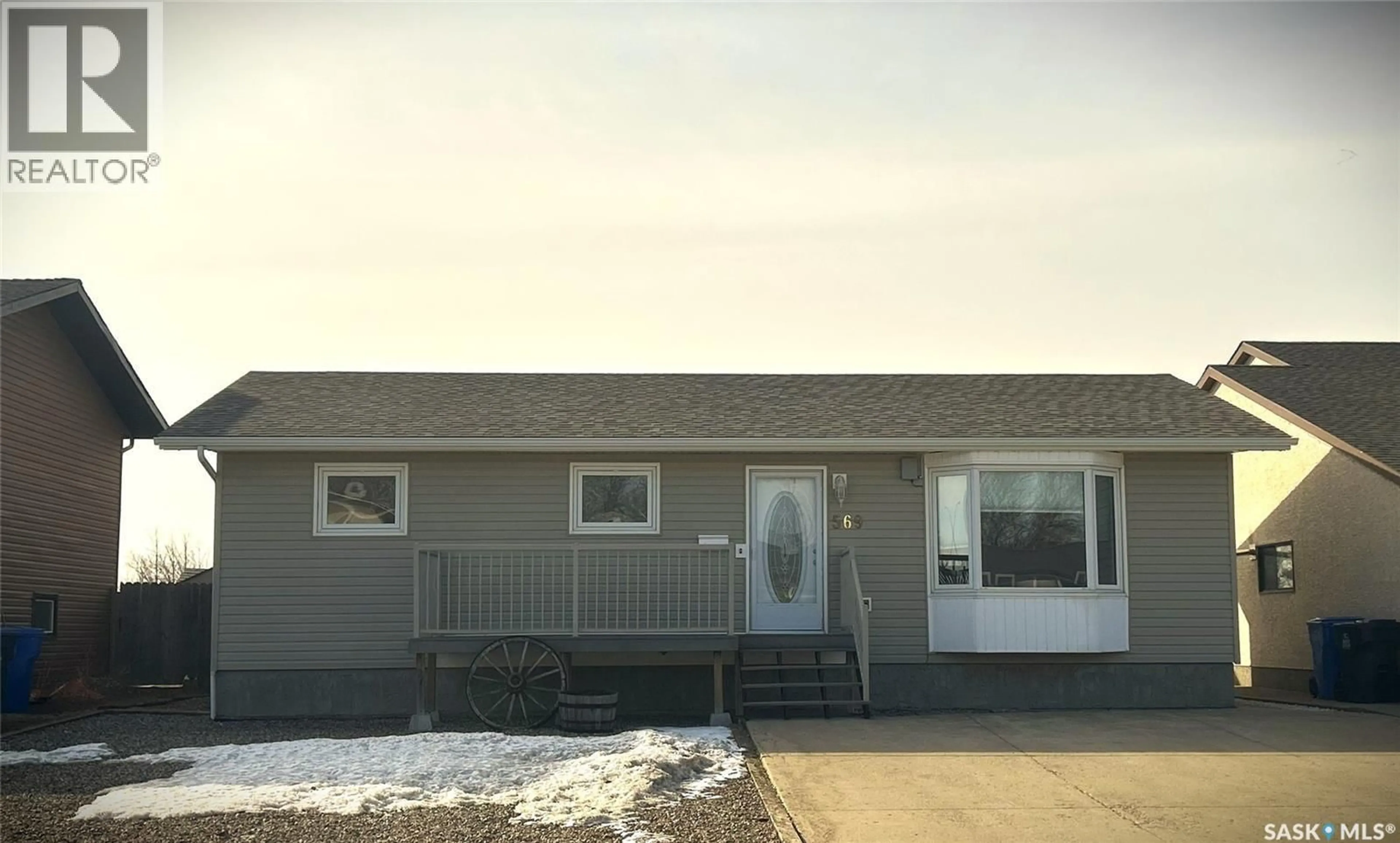 Unknown for 569 MILNE CRESCENT, Estevan Saskatchewan S4A2M5
