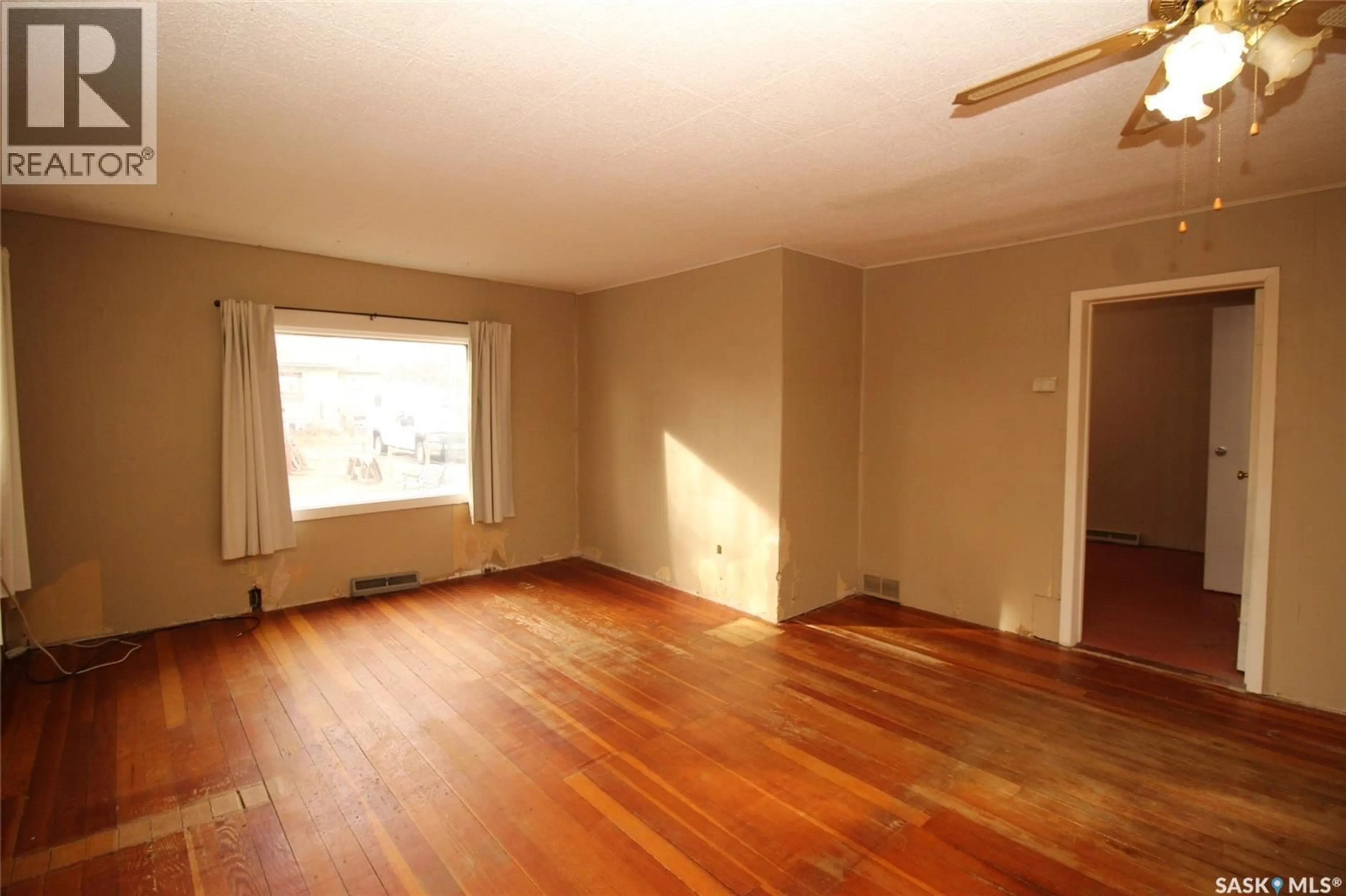 A pic of a room for 491 1ST STREET, Shaunavon Saskatchewan S0N2M0