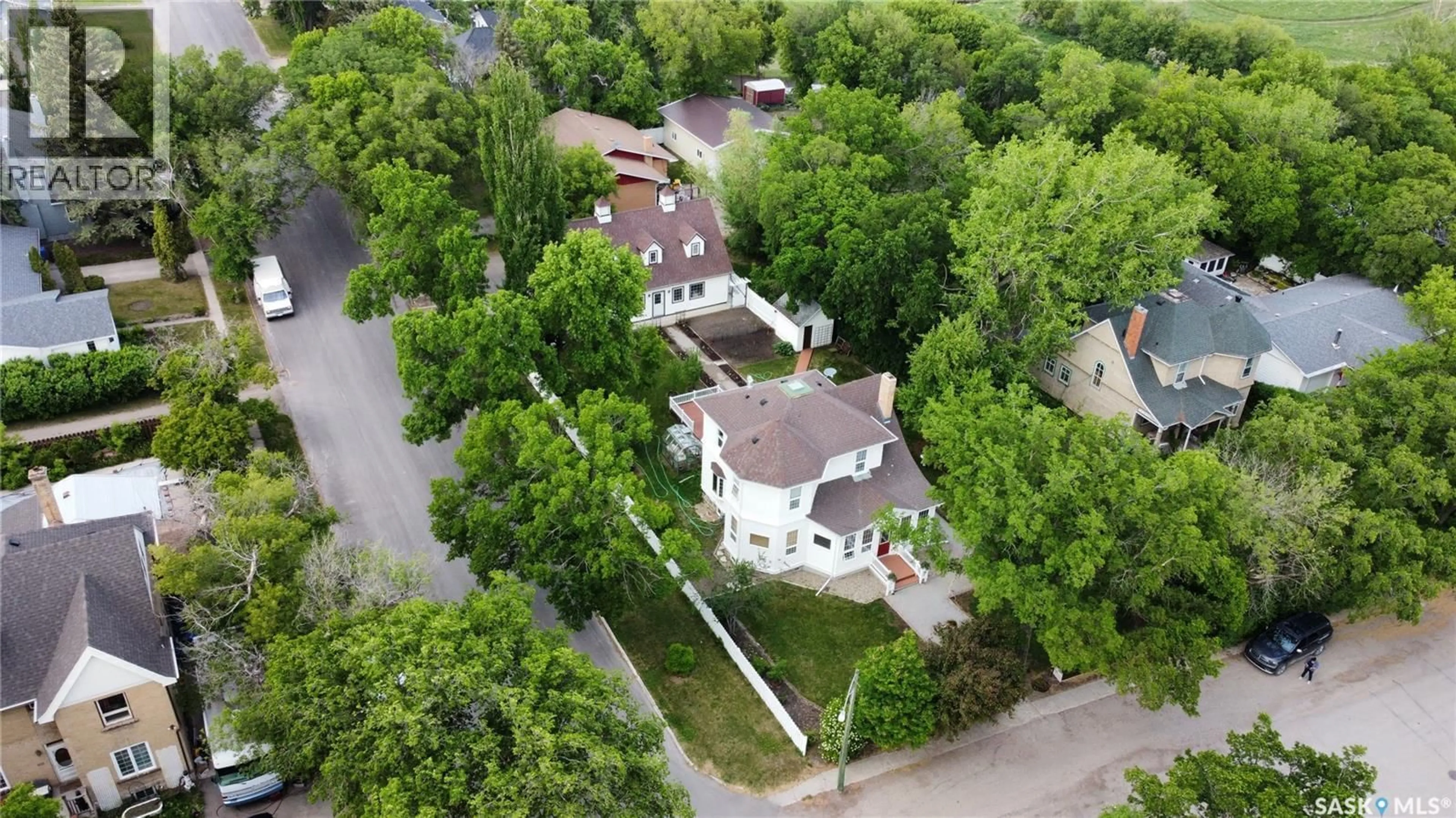 A pic from outside/outdoor area/front of a property/back of a property/a pic from drone, street for 200 WATER STREET, Wolseley Saskatchewan S0G5H0