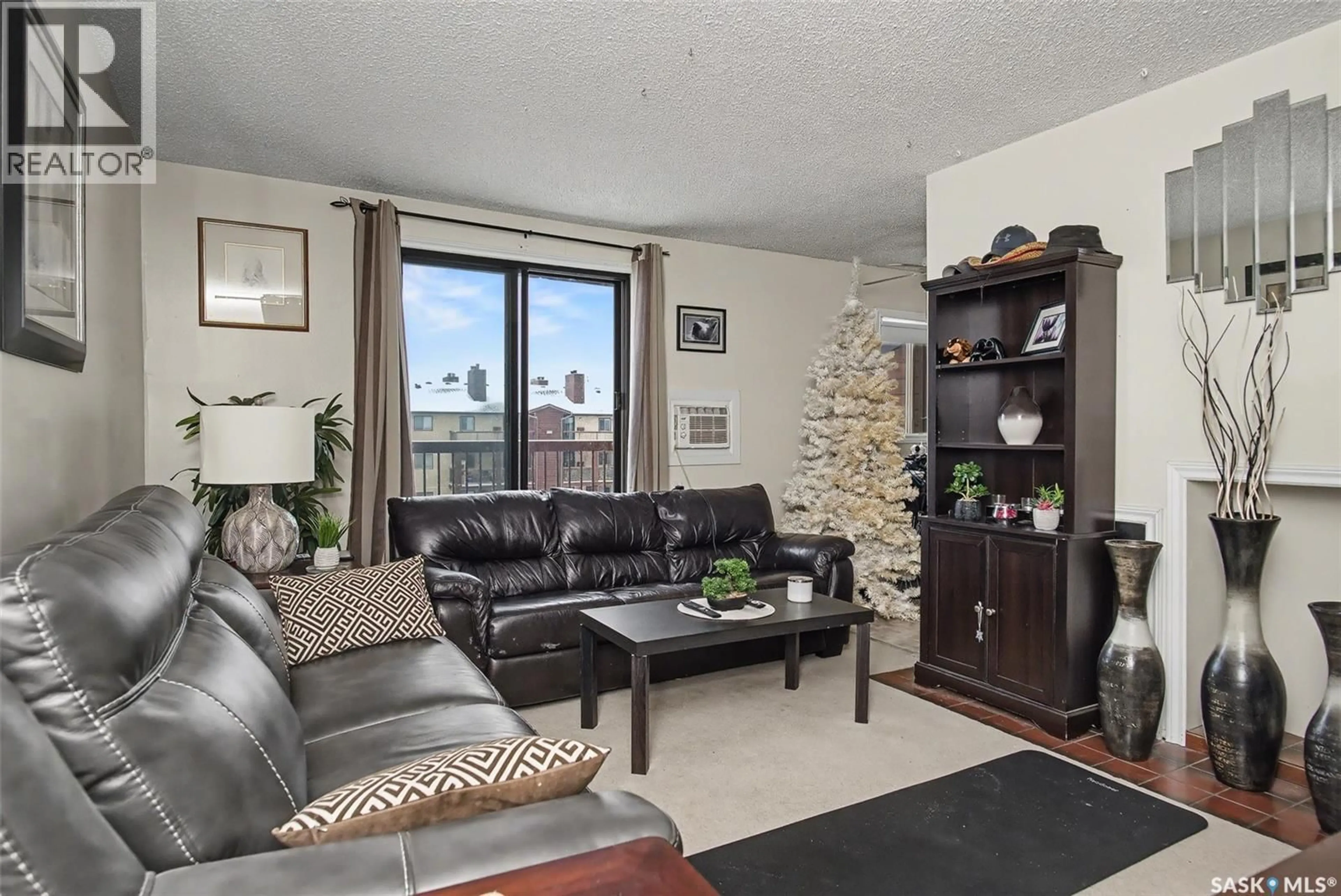 Living room with furniture, unknown for 301 35 ALPORT CRESCENT, Regina Saskatchewan S4R7X2