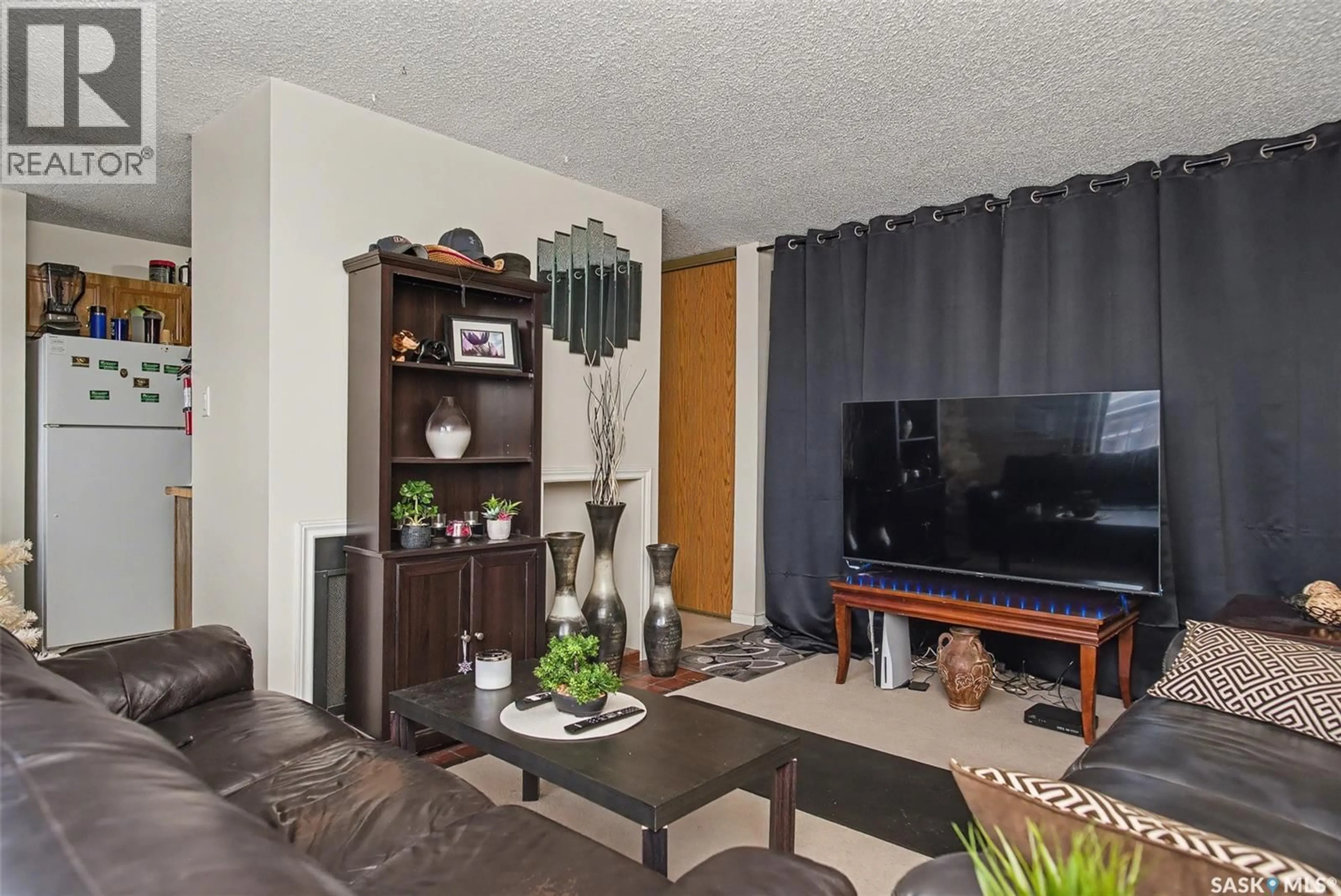 Living room with furniture, unknown for 301 35 ALPORT CRESCENT, Regina Saskatchewan S4R7X2