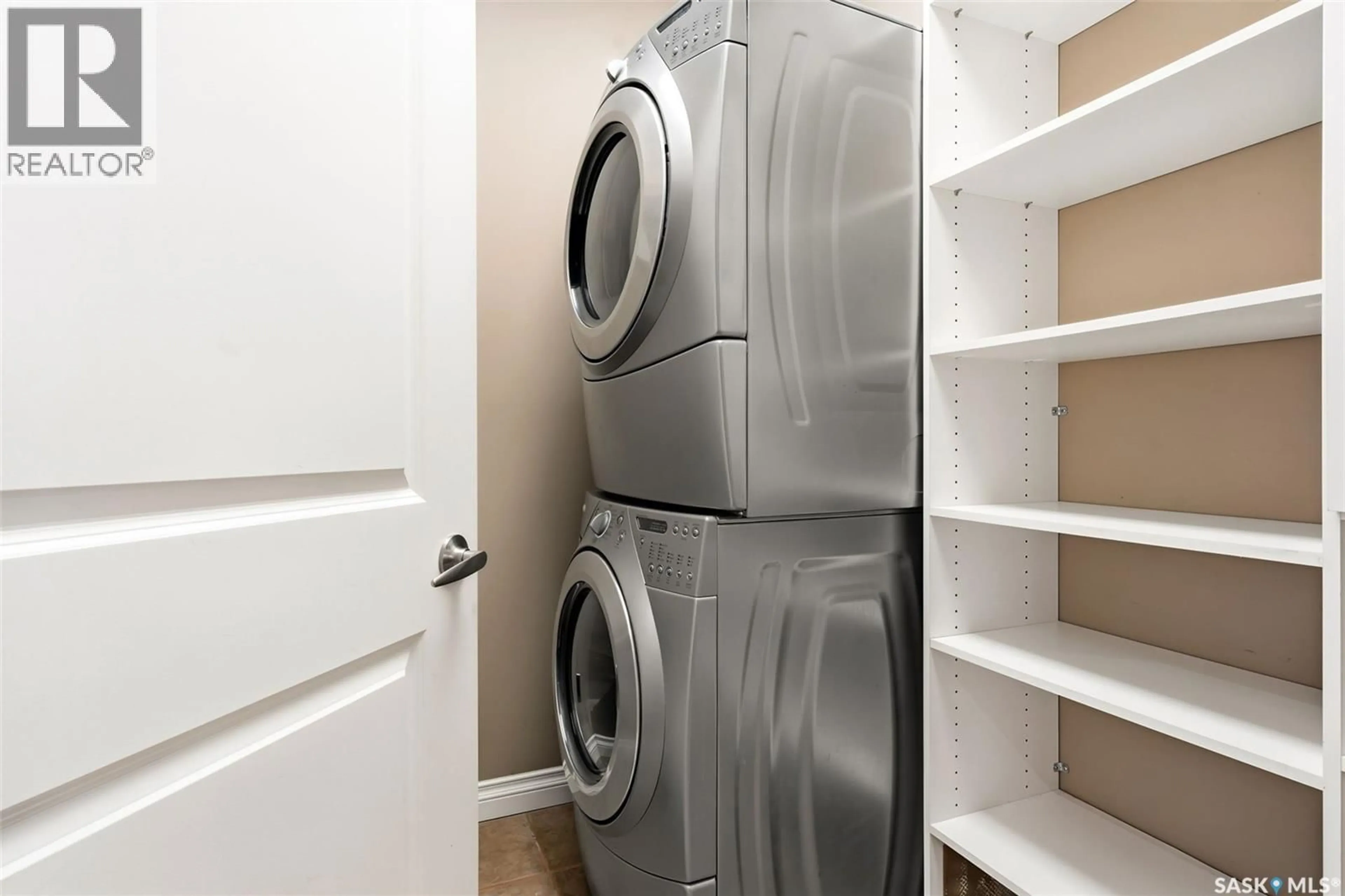 Laundry room for 406 - 2700 MONTAGUE STREET, Regina Saskatchewan S4S0J9