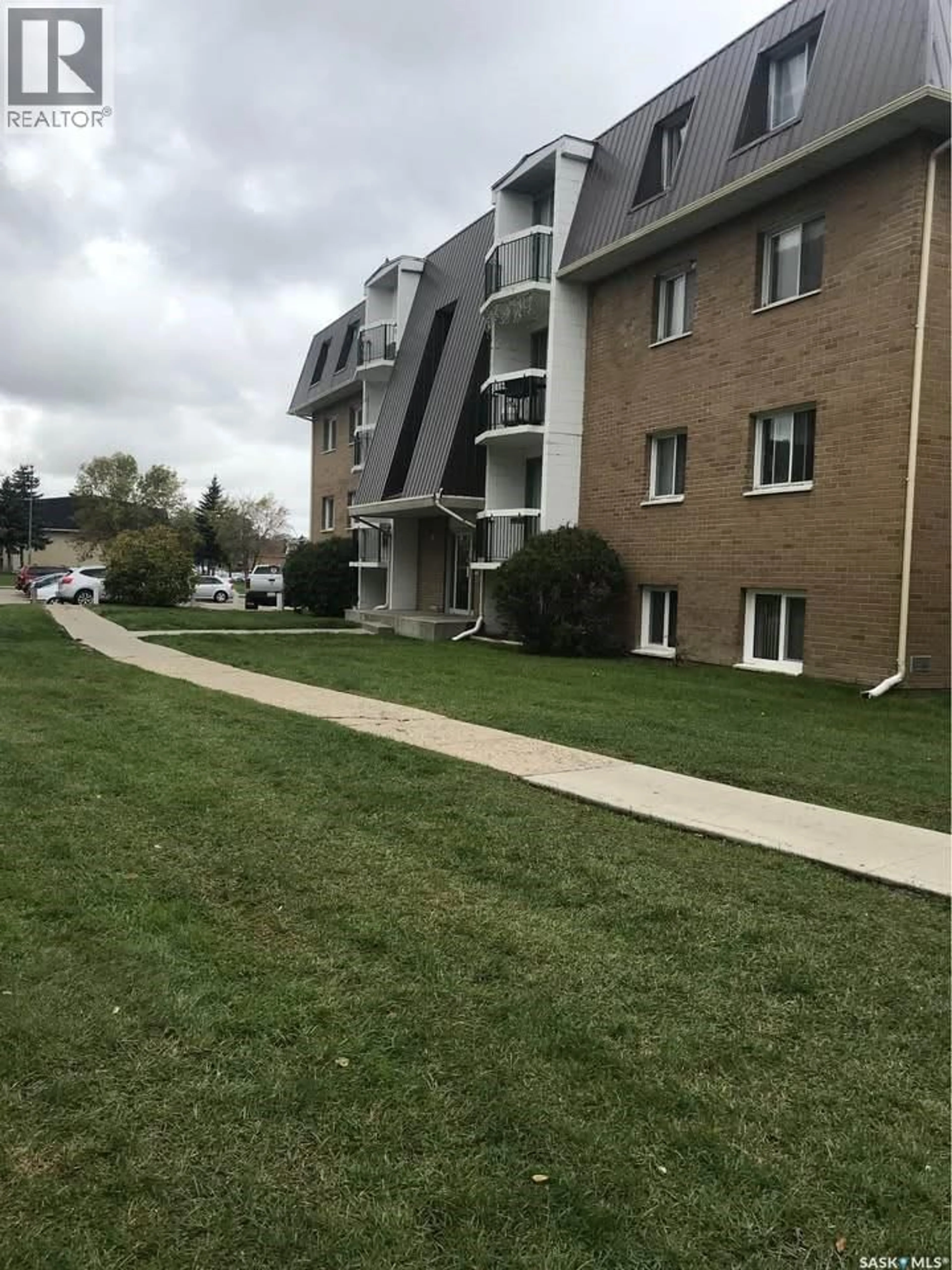 Unknown for 31 & 51 CENTENNIAL STREET, Regina Saskatchewan S4S6P8