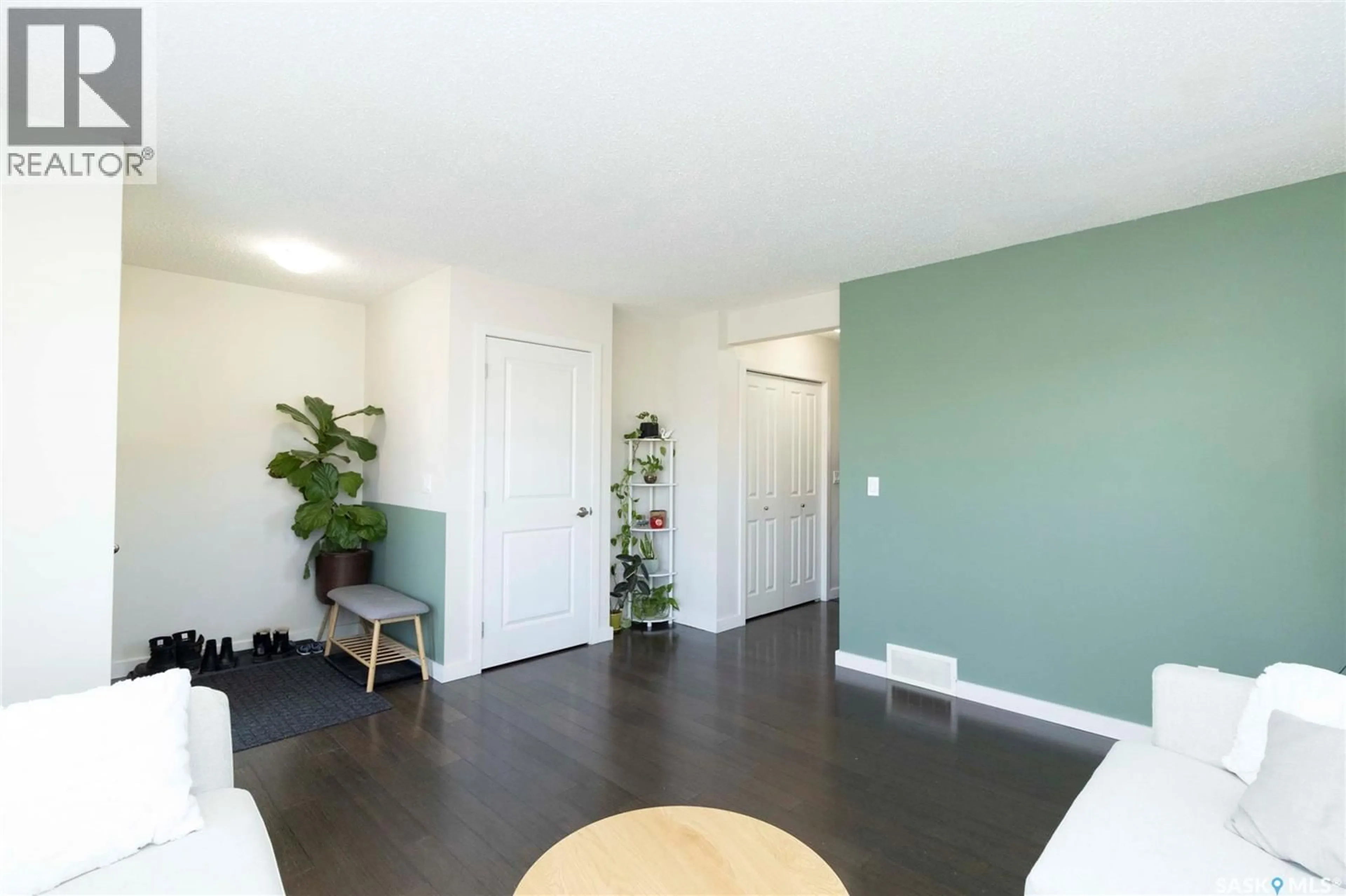 A pic of a room for 125 135 ASHWORTH CRESCENT, Saskatoon Saskatchewan S7T0N1