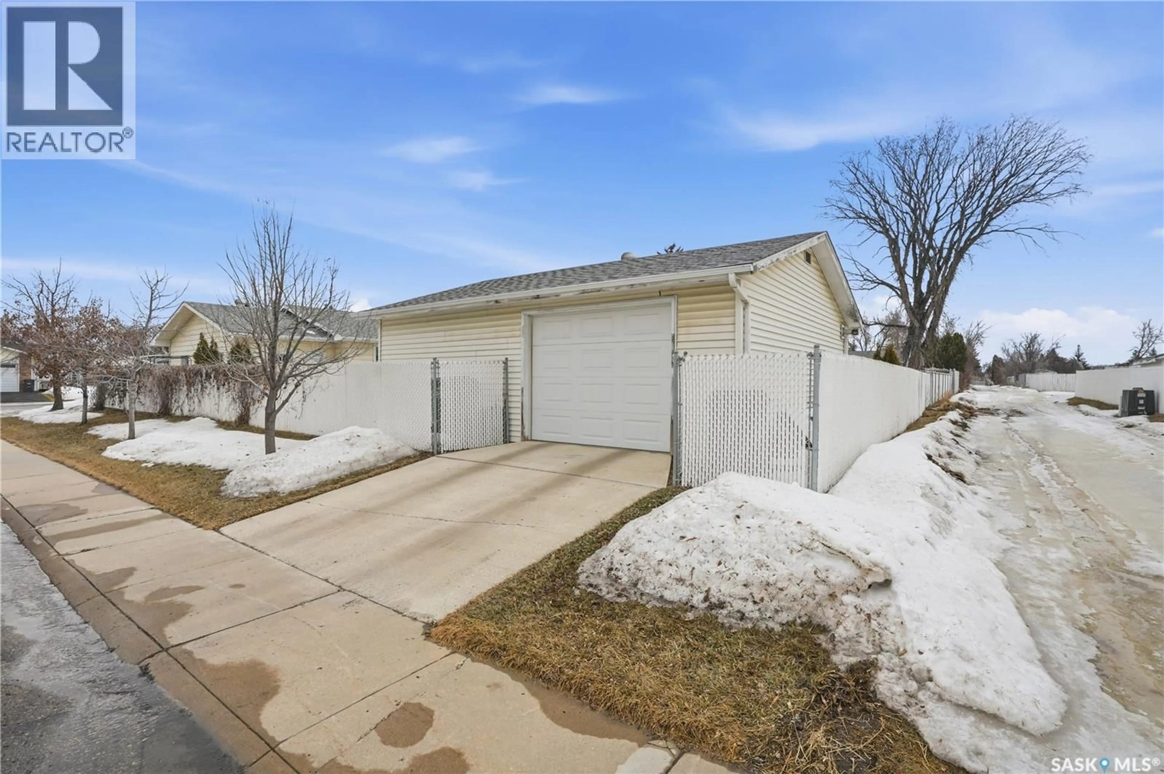 Unknown for 50 MORRIS DRIVE, Saskatoon Saskatchewan S7L3T9