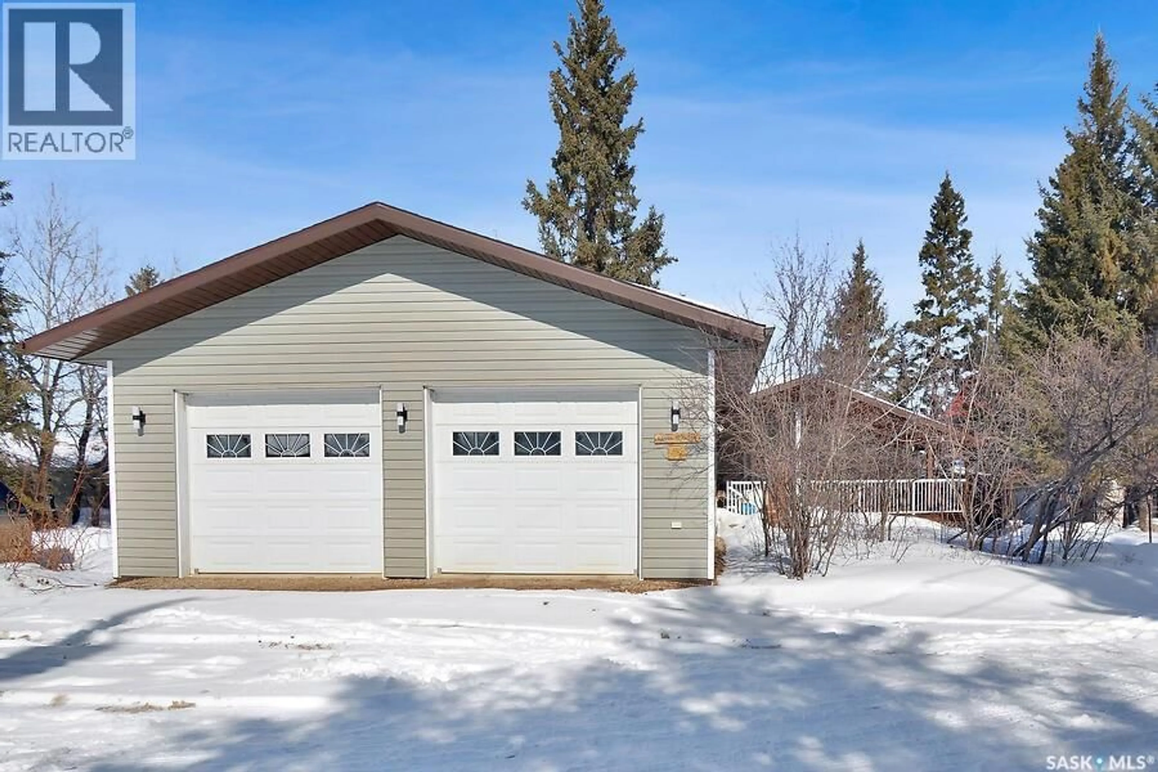 Indoor garage for 3013 BONNE MADONE BEACH, Hoodoo Rm No. 401 Saskatchewan S0K4P0
