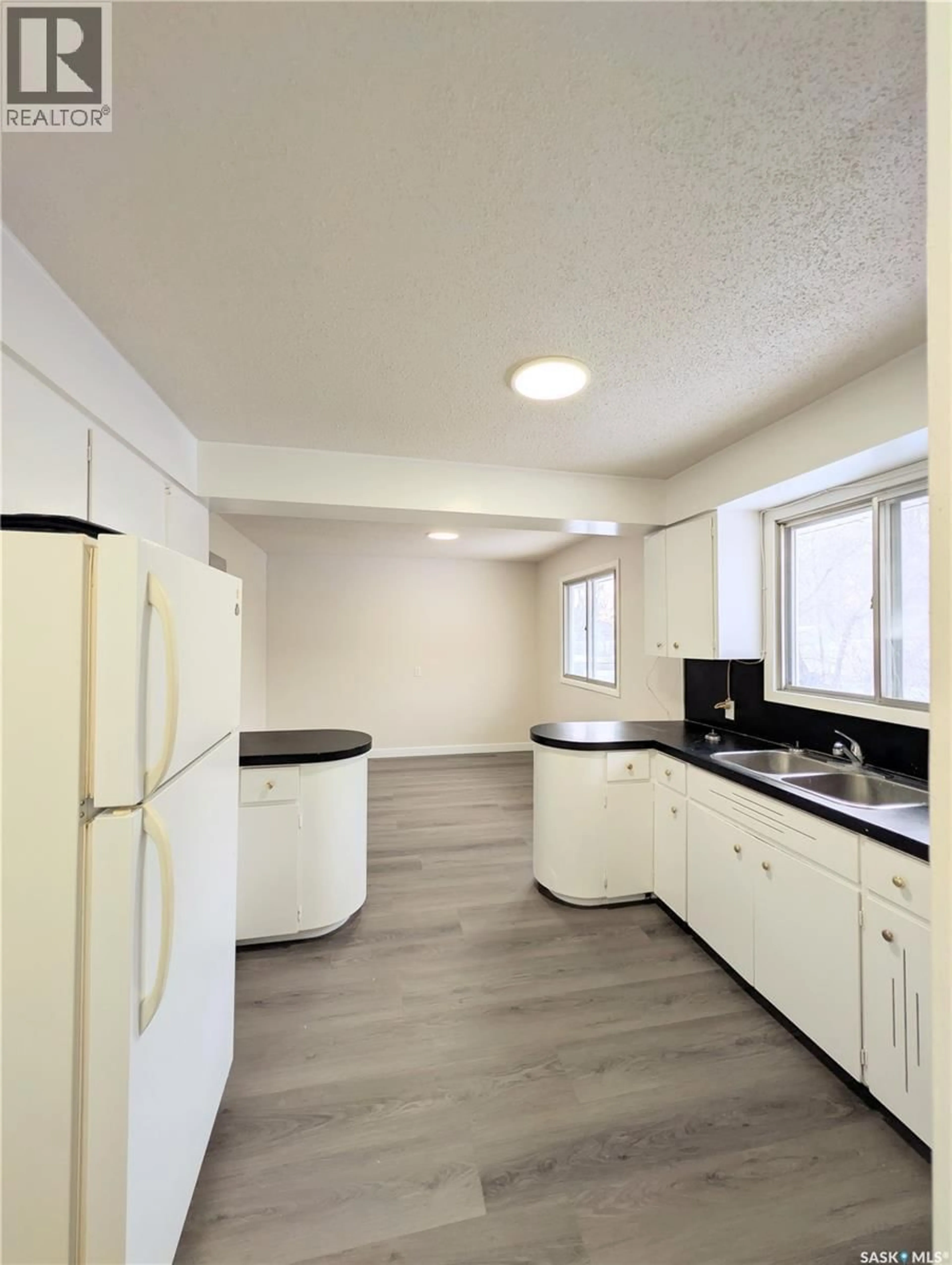 Unknown for 448 6TH AVENUE, Swift Current Saskatchewan S9H0Y3