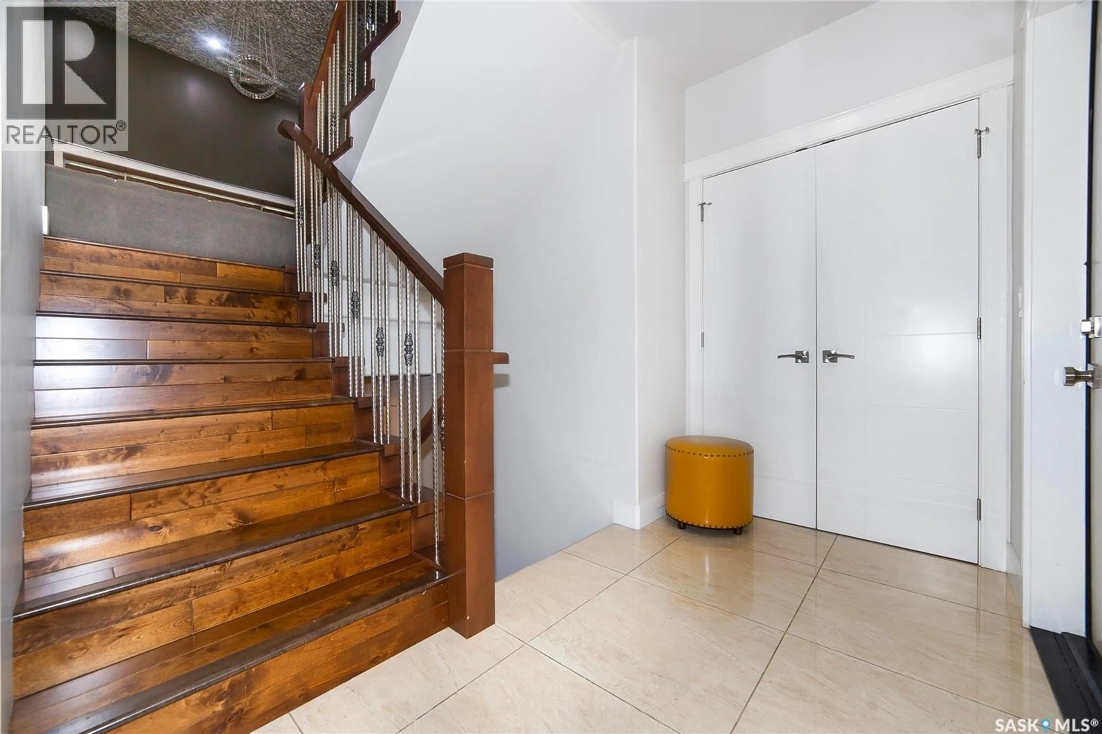 Unknown for 3234 37TH STREET, Saskatoon Saskatchewan S7L7G3