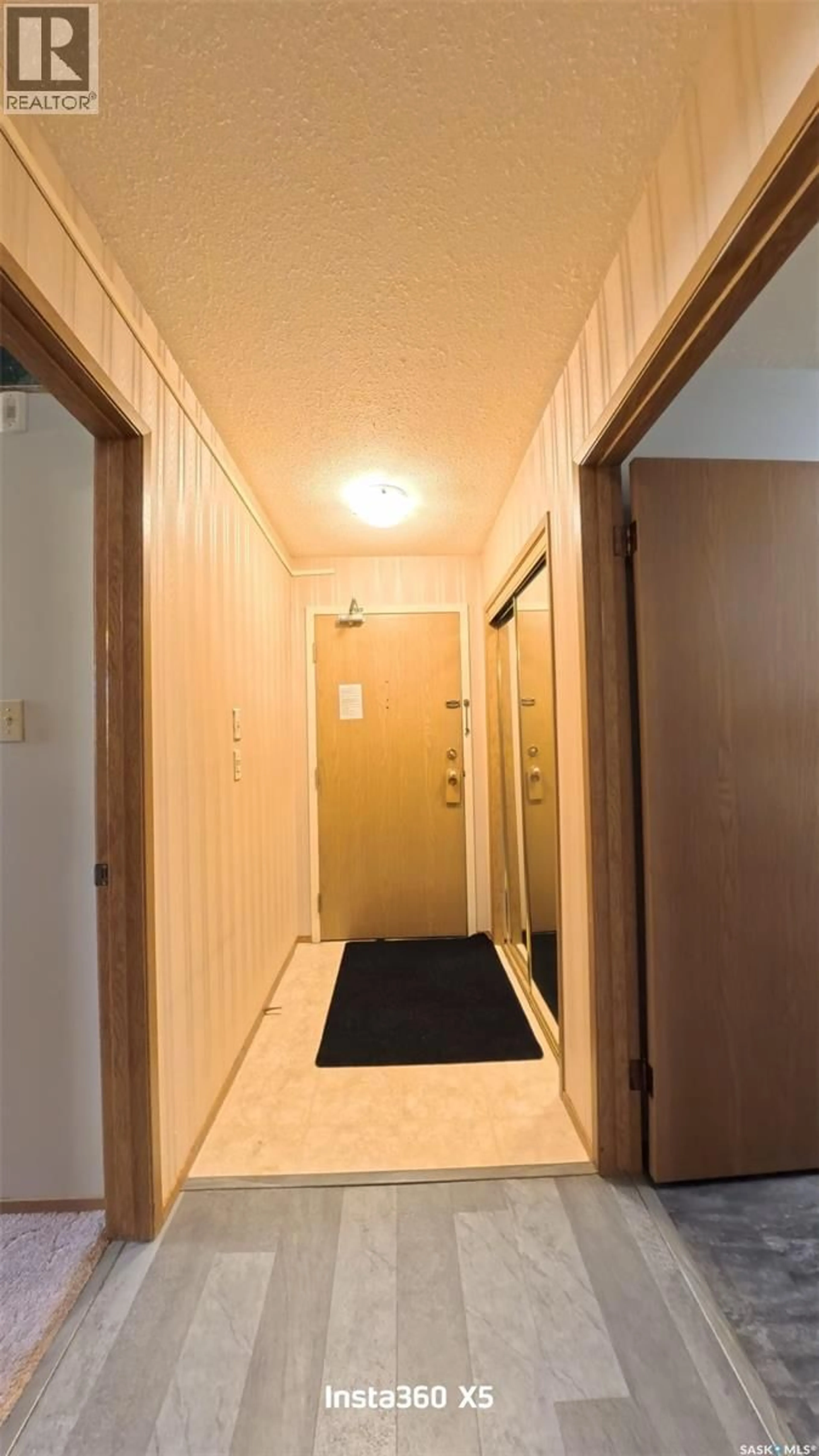 Indoor foyer for 3130 - 204 LOUISE STREET, Saskatoon Saskatchewan S7J3L8