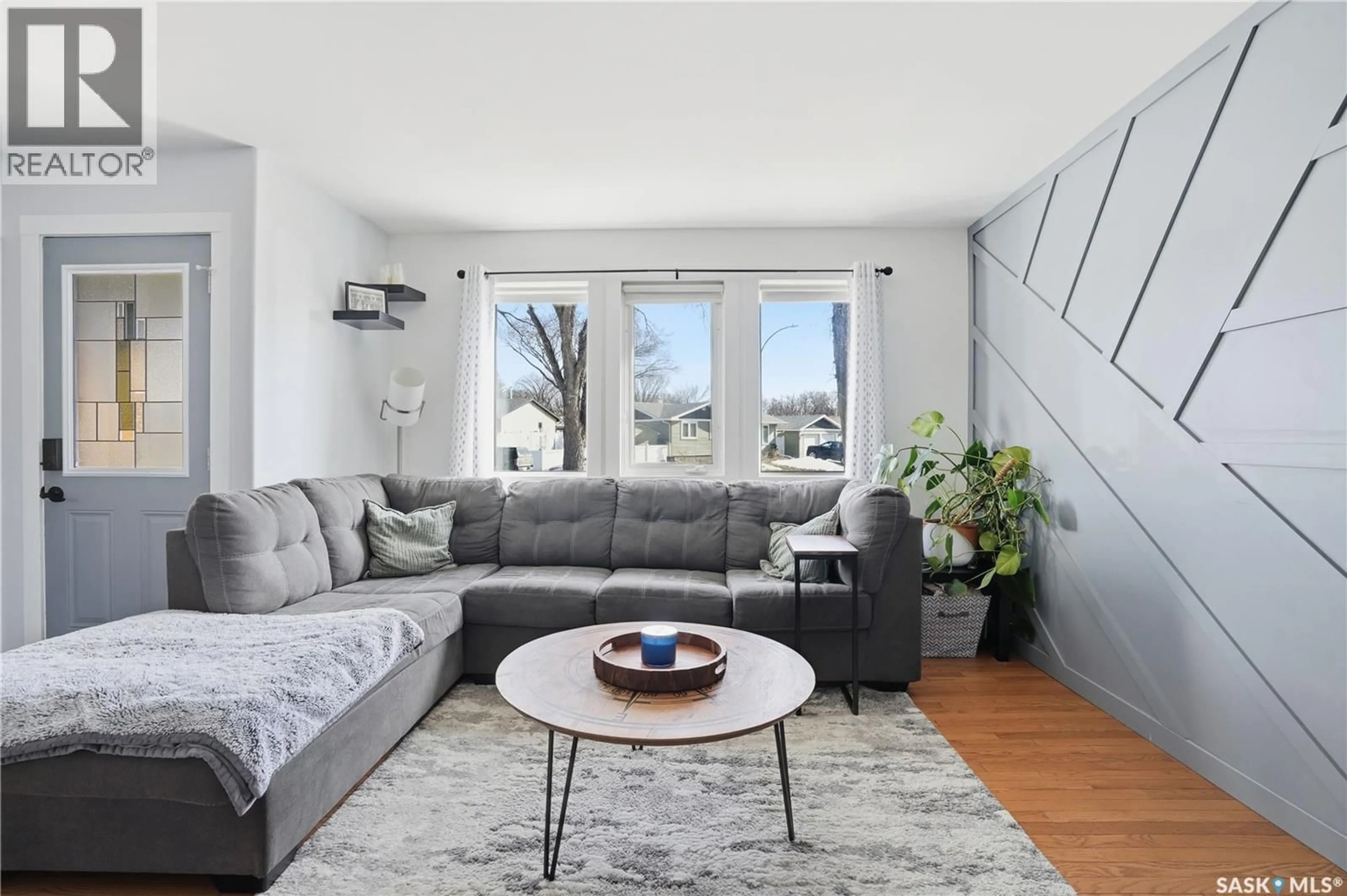 Living room with furniture, unknown for 258 FORSYTH CRESCENT, Regina Saskatchewan S4R5L5