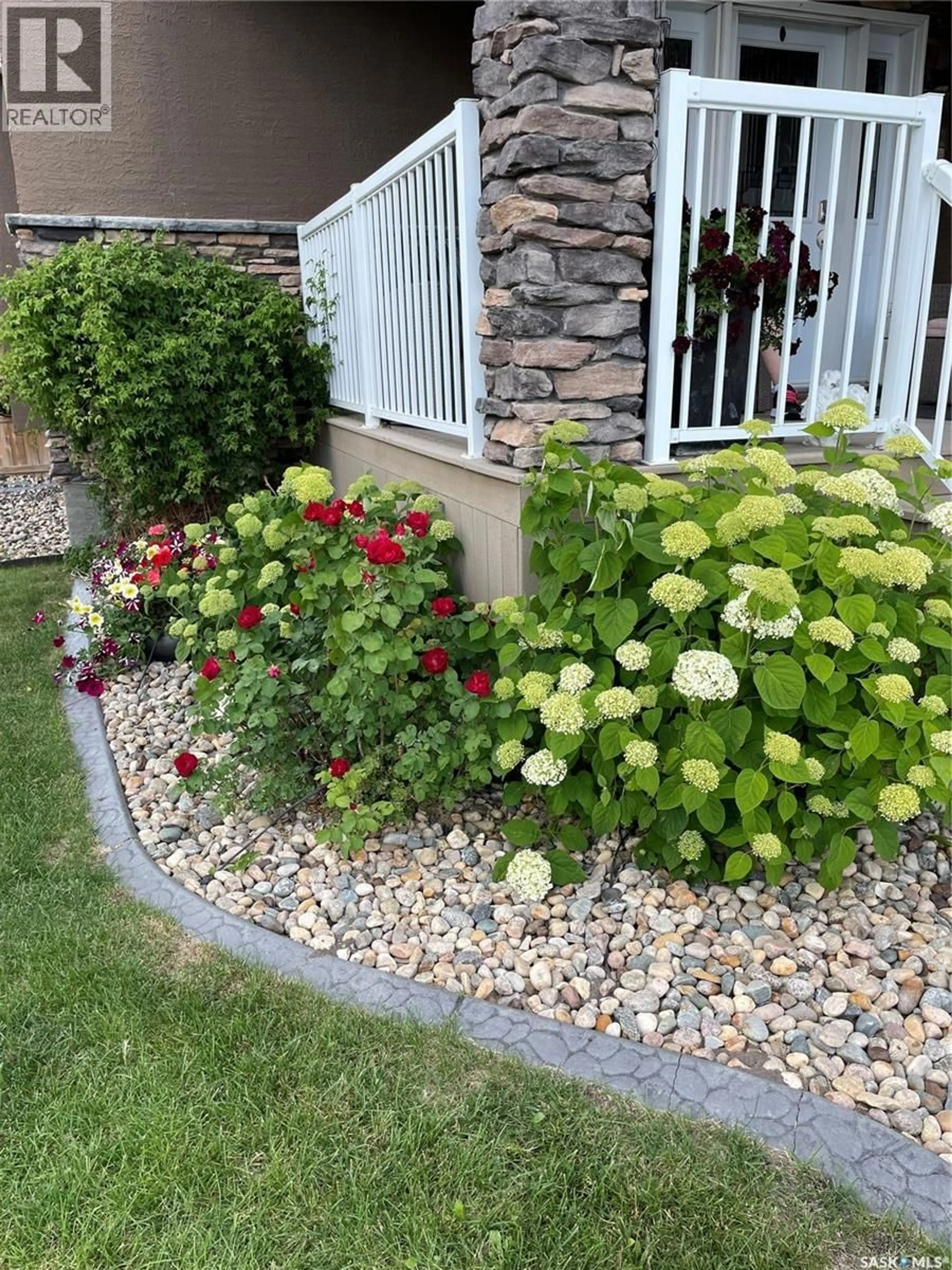 Patio, street for E - 200 CLUBHOUSE BOULEVARD, Warman Saskatchewan S0K4S1