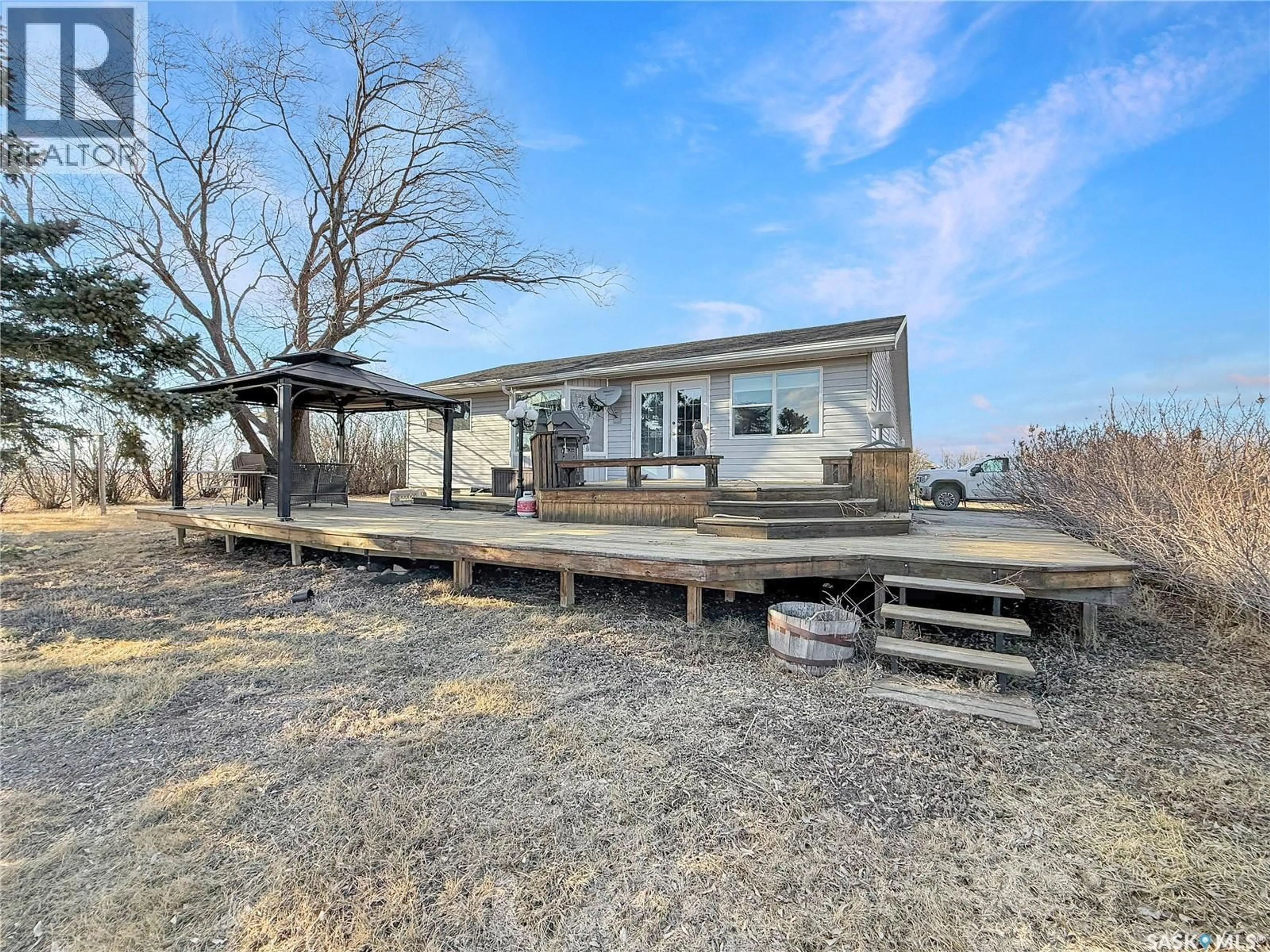A pic from outside/outdoor area/front of a property/back of a property/a pic from drone, unknown for MORSE ACREAGE, Morse Rm No. 165 Saskatchewan S0H2A0
