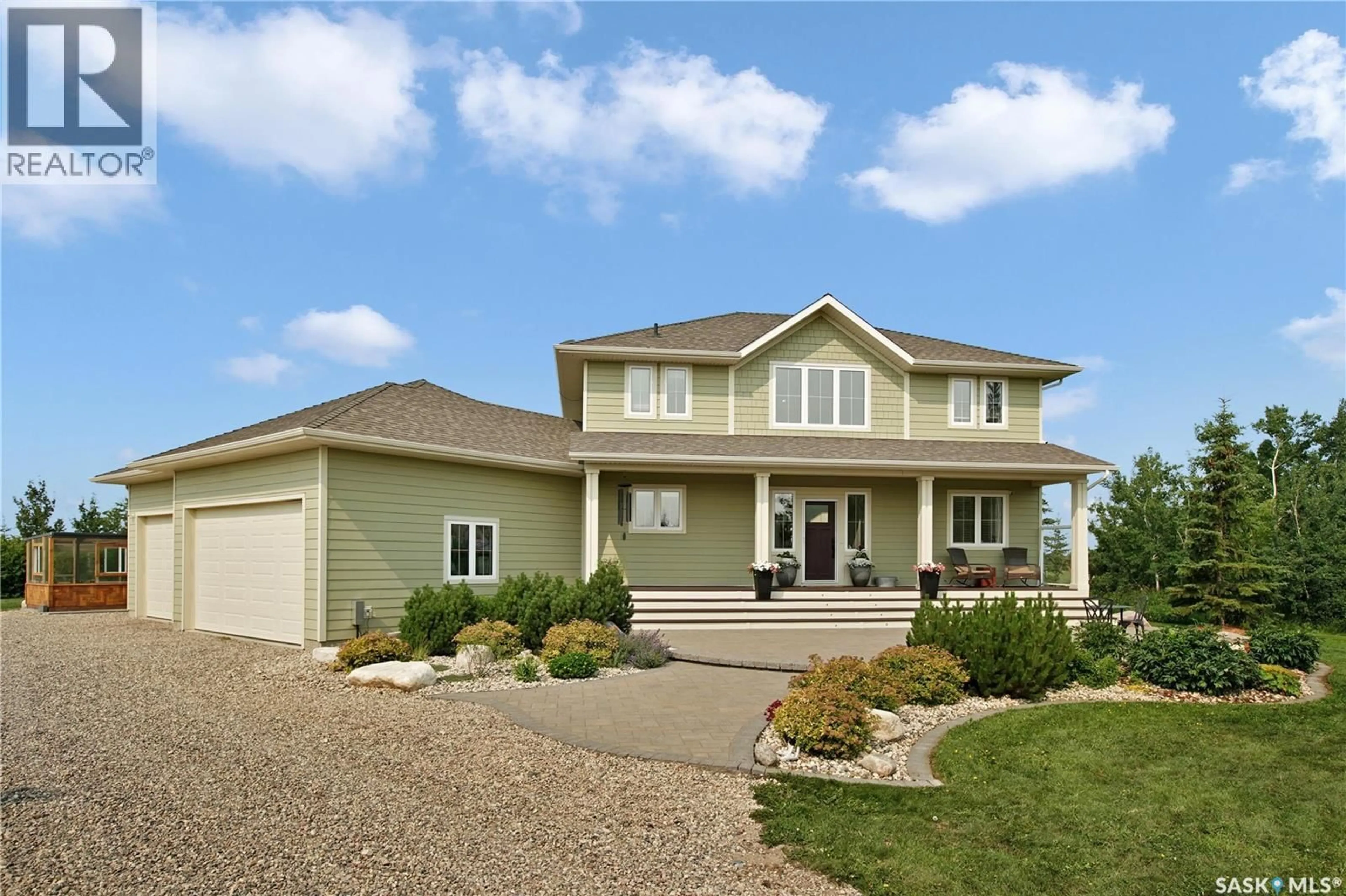 Home with vinyl exterior material, street for 110 JASMINE DRIVE, Aberdeen Rm No. 373 Saskatchewan S0K0A0