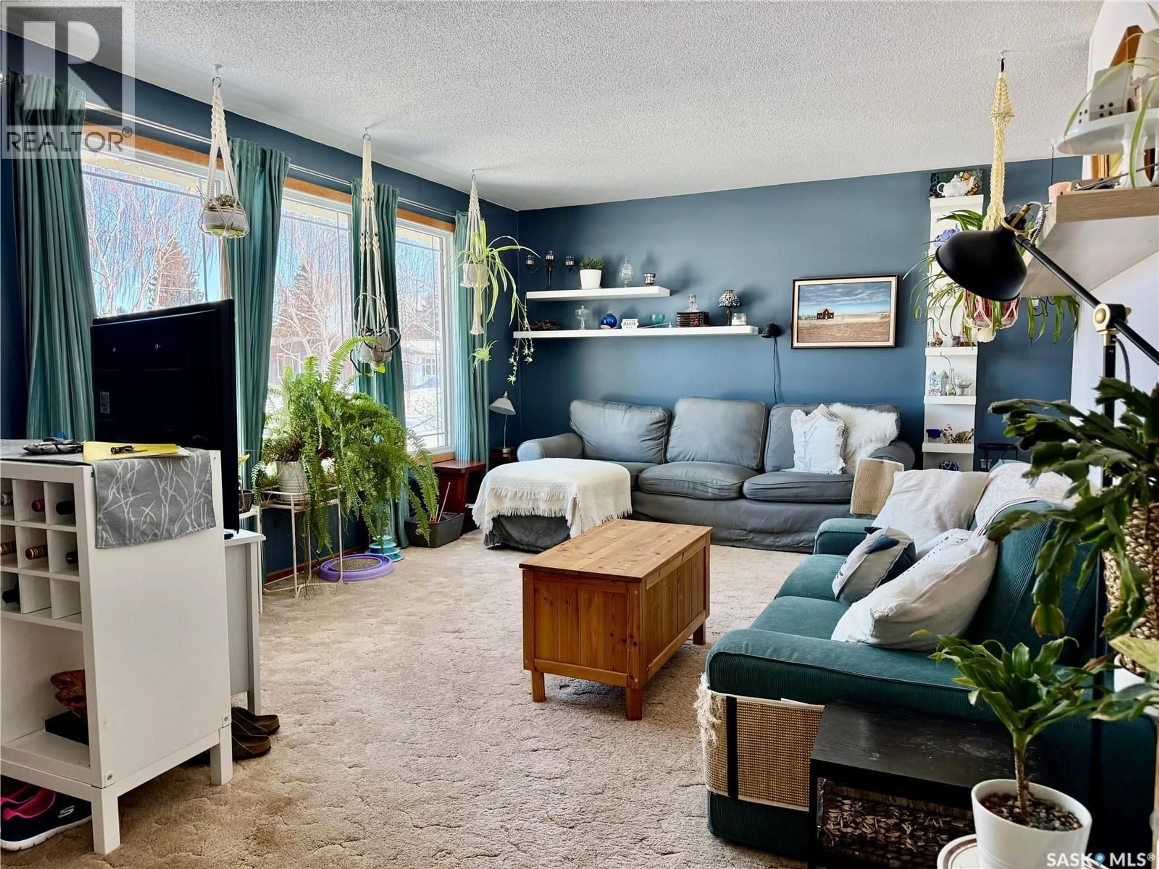 Living room with furniture, unknown for 1117 10TH STREET, Humboldt Saskatchewan S0K2A0