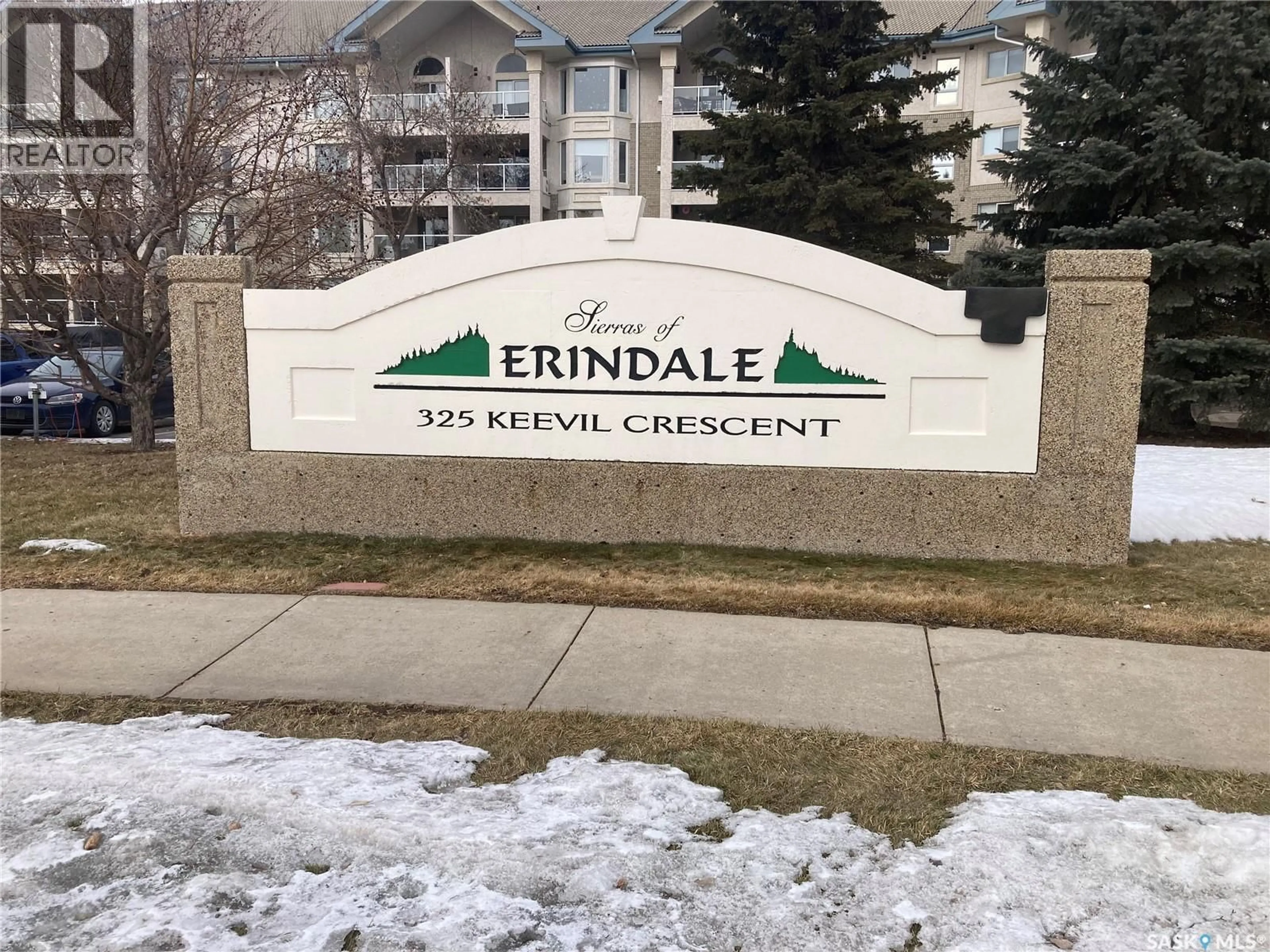 Indoor entryway for 325 - 329 KEEVIL CRESCENT, Saskatoon Saskatchewan S7N4R8