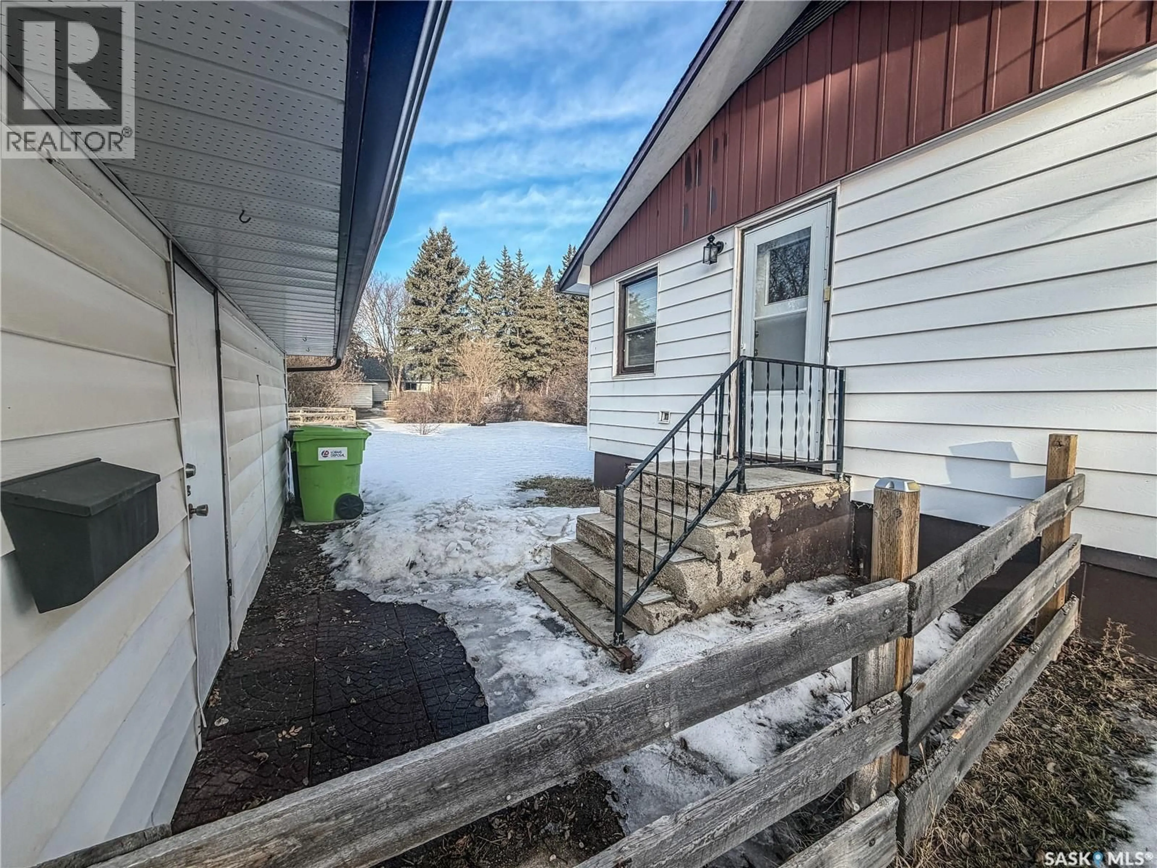 Unknown for 907 HOUGHTON STREET, Indian Head Saskatchewan S0G2K0