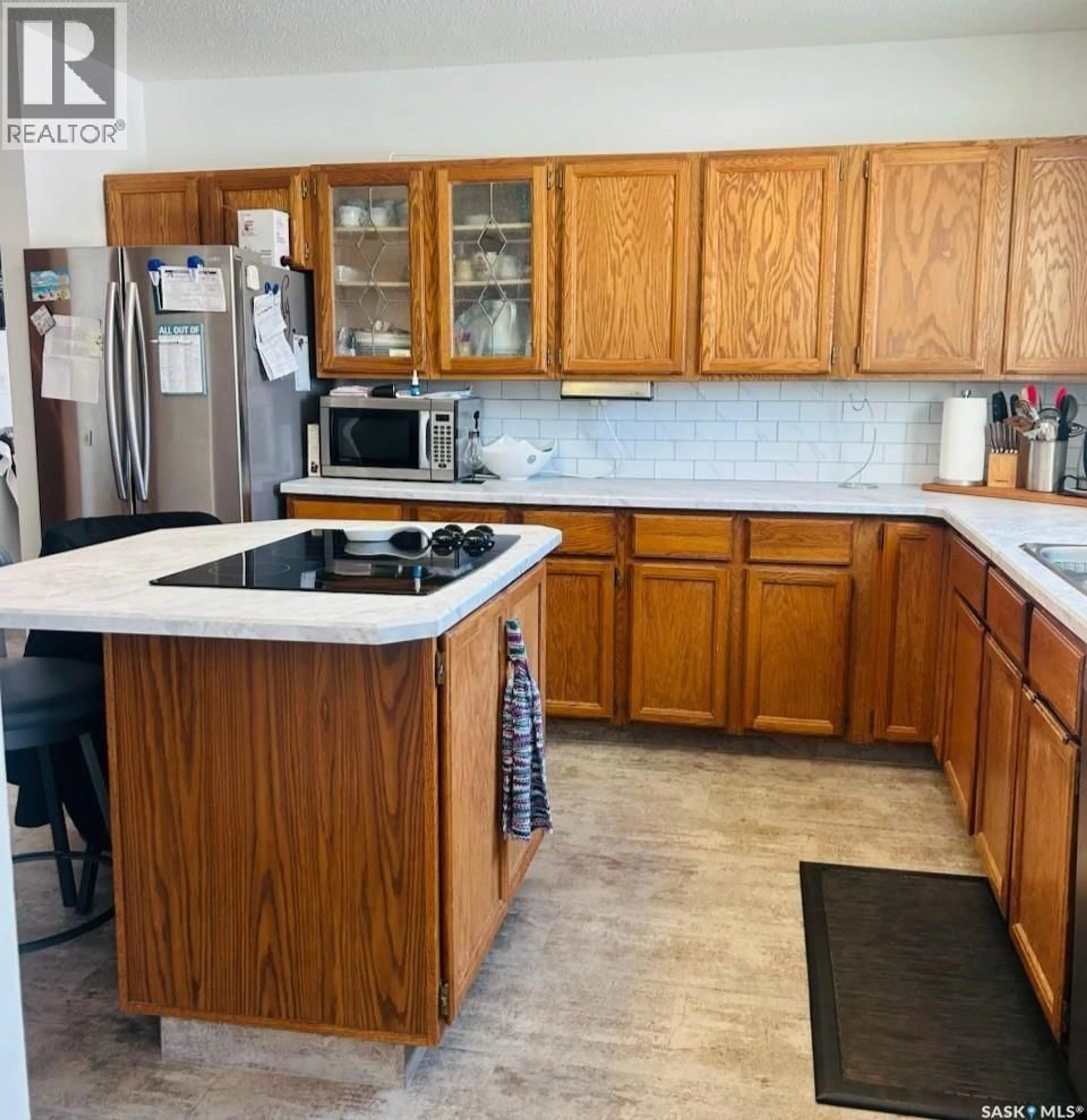 Standard kitchen, unknown for 206 2ND STREET, Carrot River Saskatchewan S0E0L0