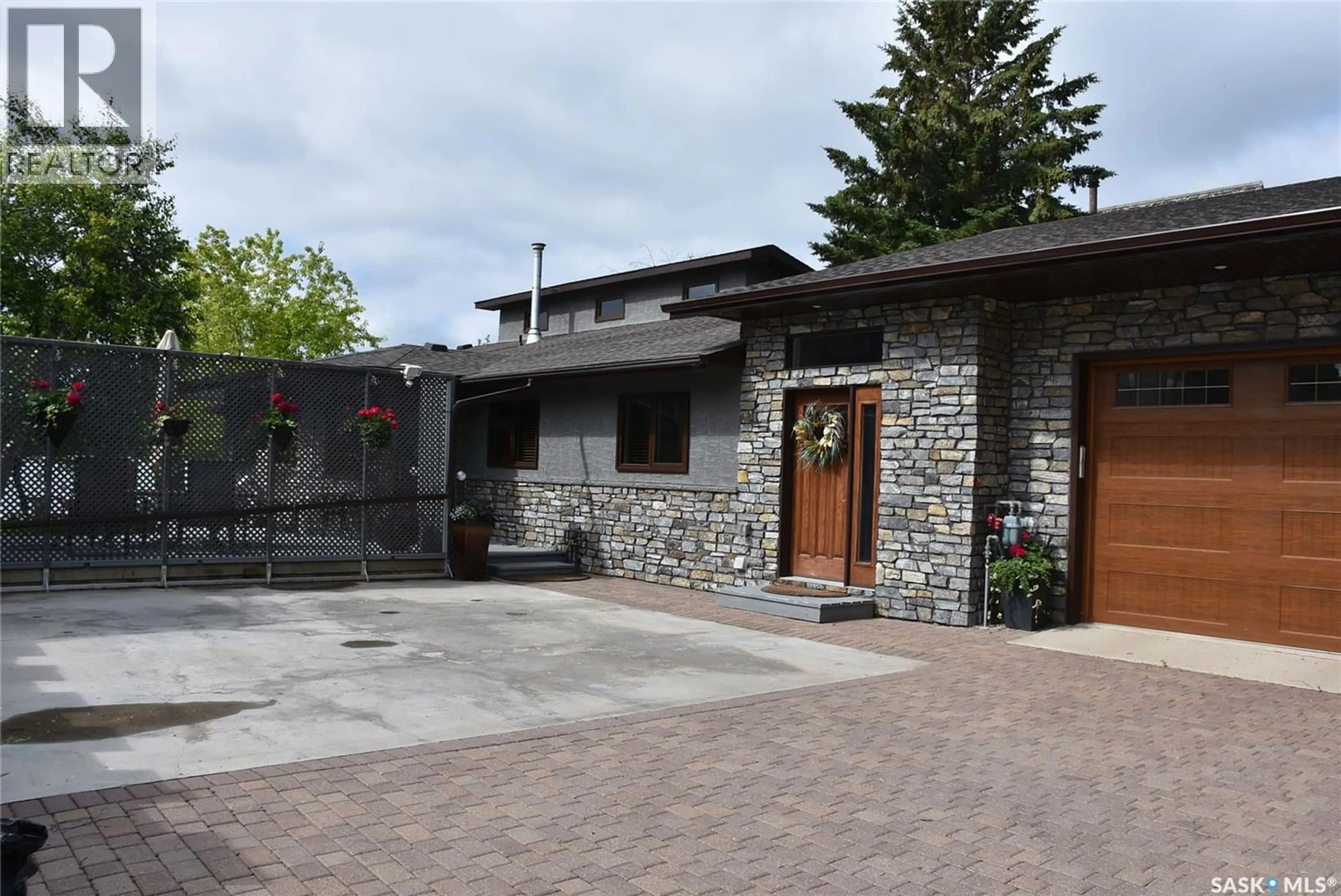 Patio, unknown for 52 PASQUA LAKE ROAD, North Qu'Appelle Rm No. 187 Saskatchewan S0G1S0