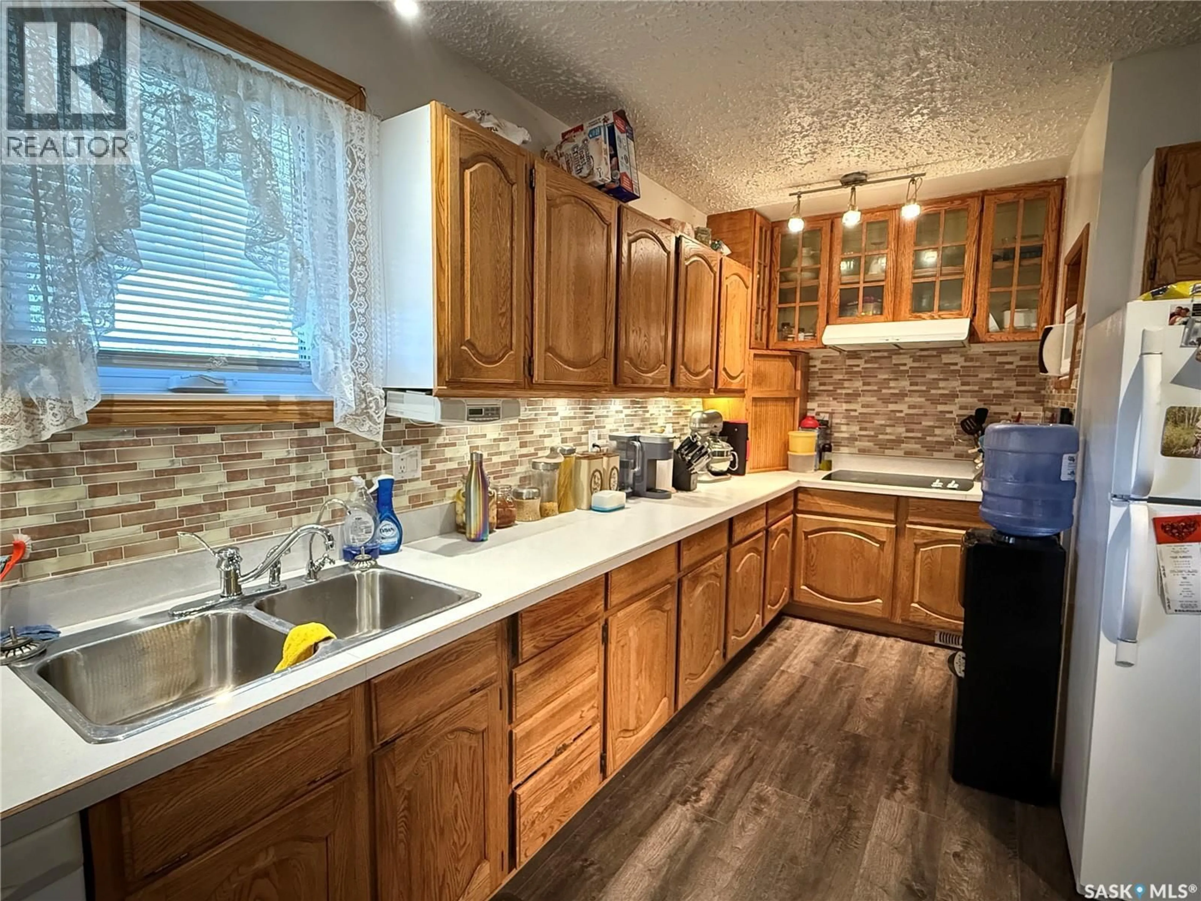 Standard kitchen, ceramic/tile floor for 14 2ND AVENUE, Weyburn Saskatchewan S4H1W8