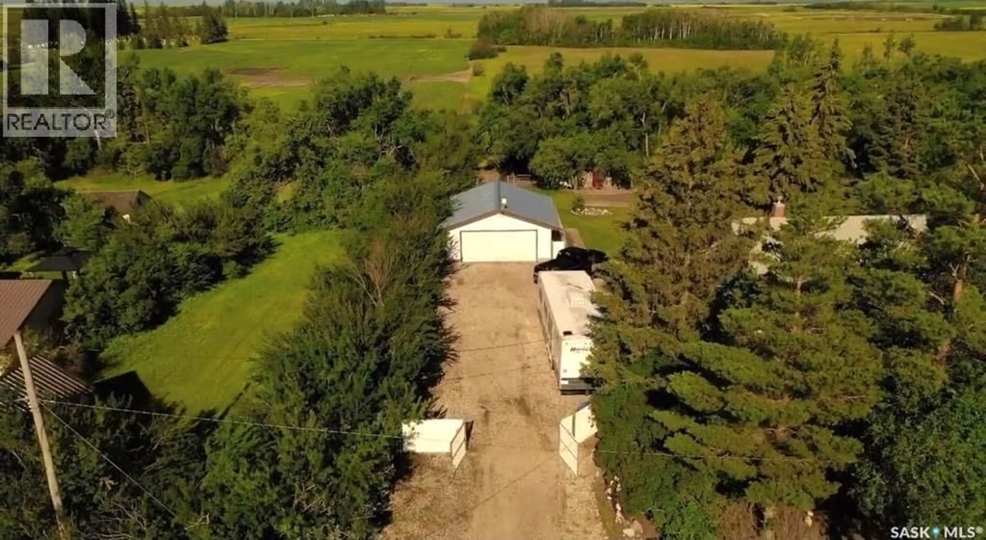 A pic from outside/outdoor area/front of a property/back of a property/a pic from drone, building for 312 GOLLING STREET, Lemberg Saskatchewan S0A2B0