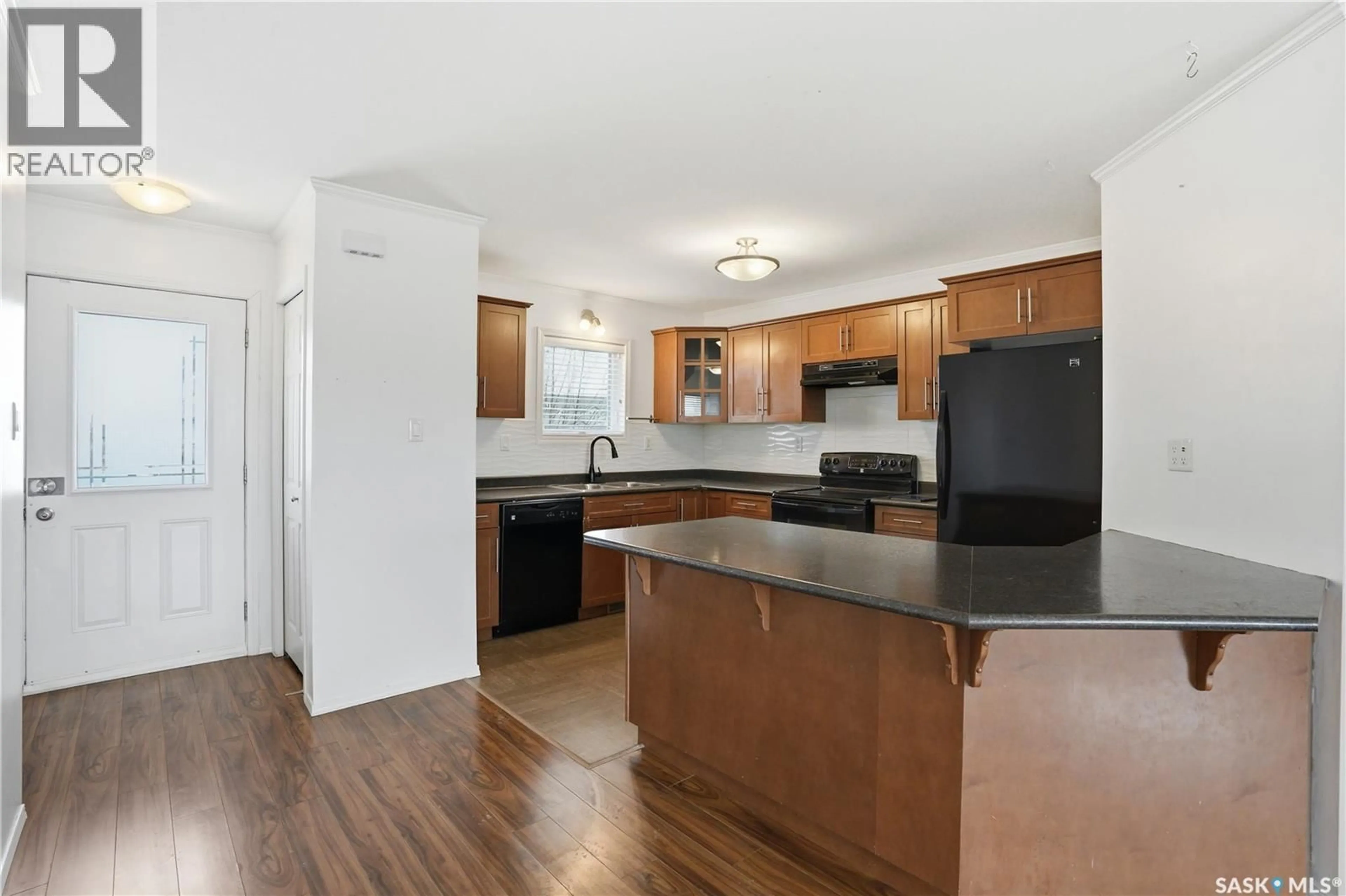 Open concept kitchen, unknown for 1303 - 716 RICHARDSON ROAD, Saskatoon Saskatchewan S7R0L1