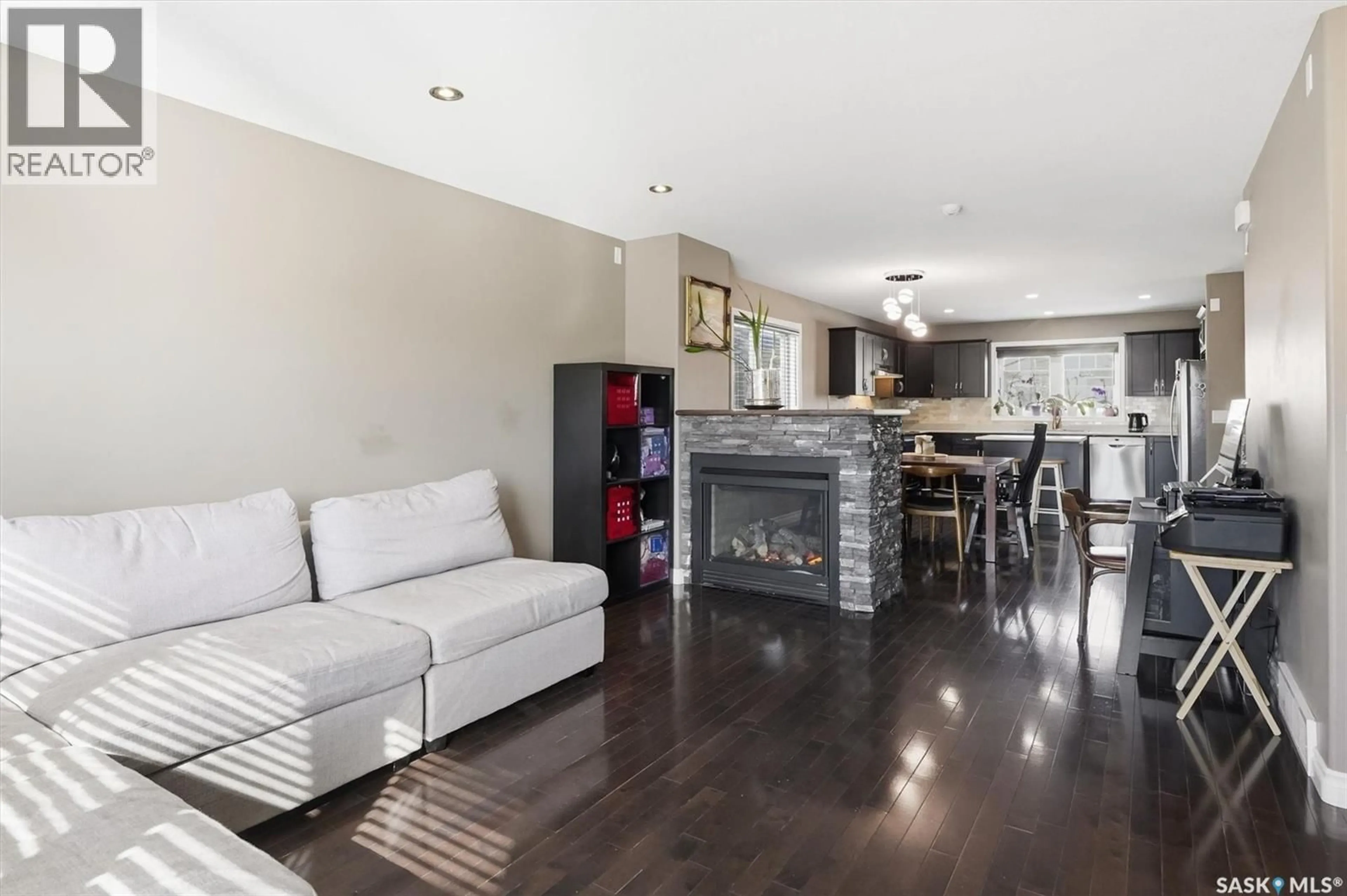 Open concept kitchen, unknown for 330 LYND LANE, Saskatoon Saskatchewan S7T0B1