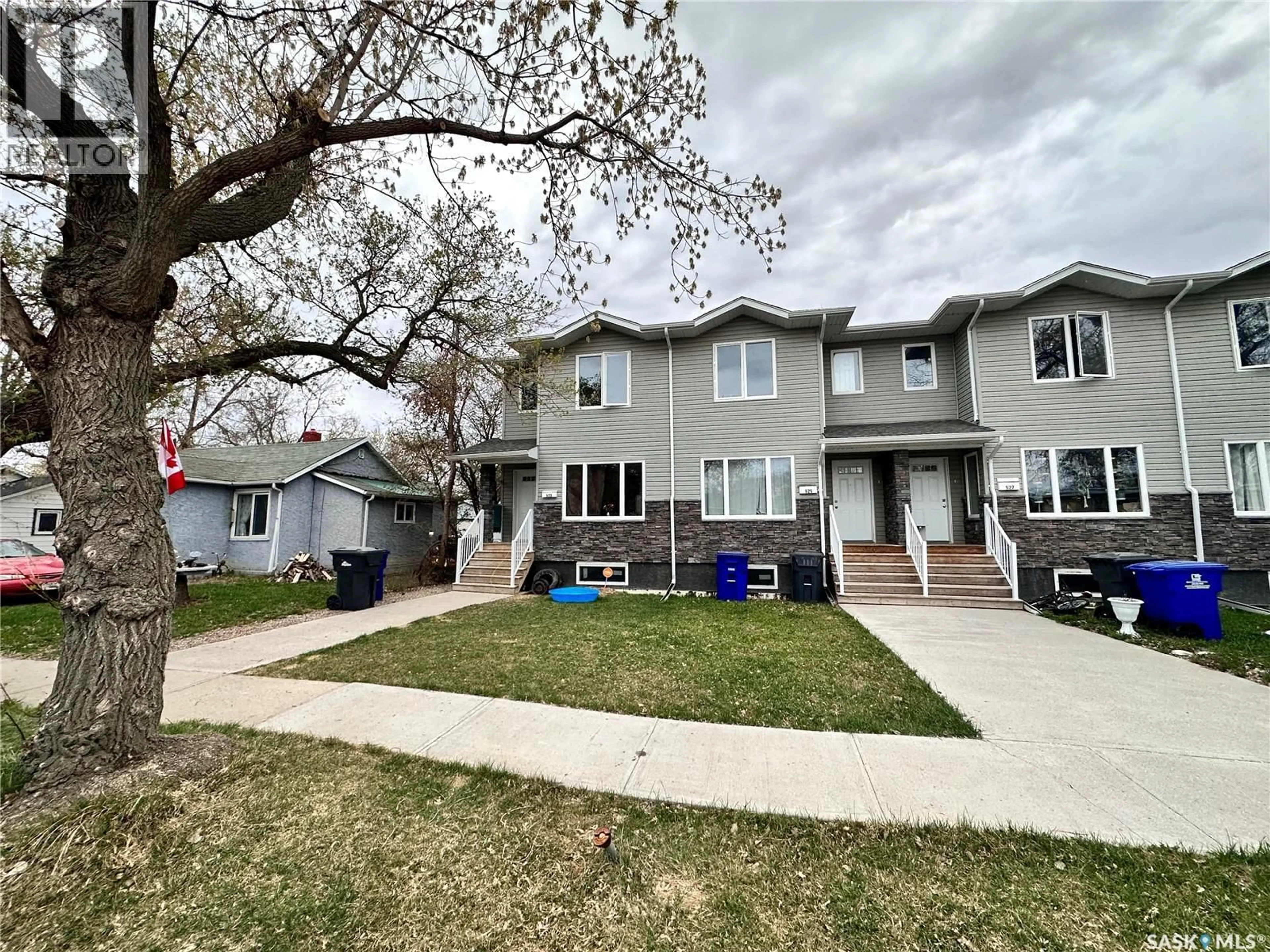 A pic from outside/outdoor area/front of a property/back of a property/a pic from drone, street for 527 ALEXANDRA STREET, Weyburn Saskatchewan S4H1R7