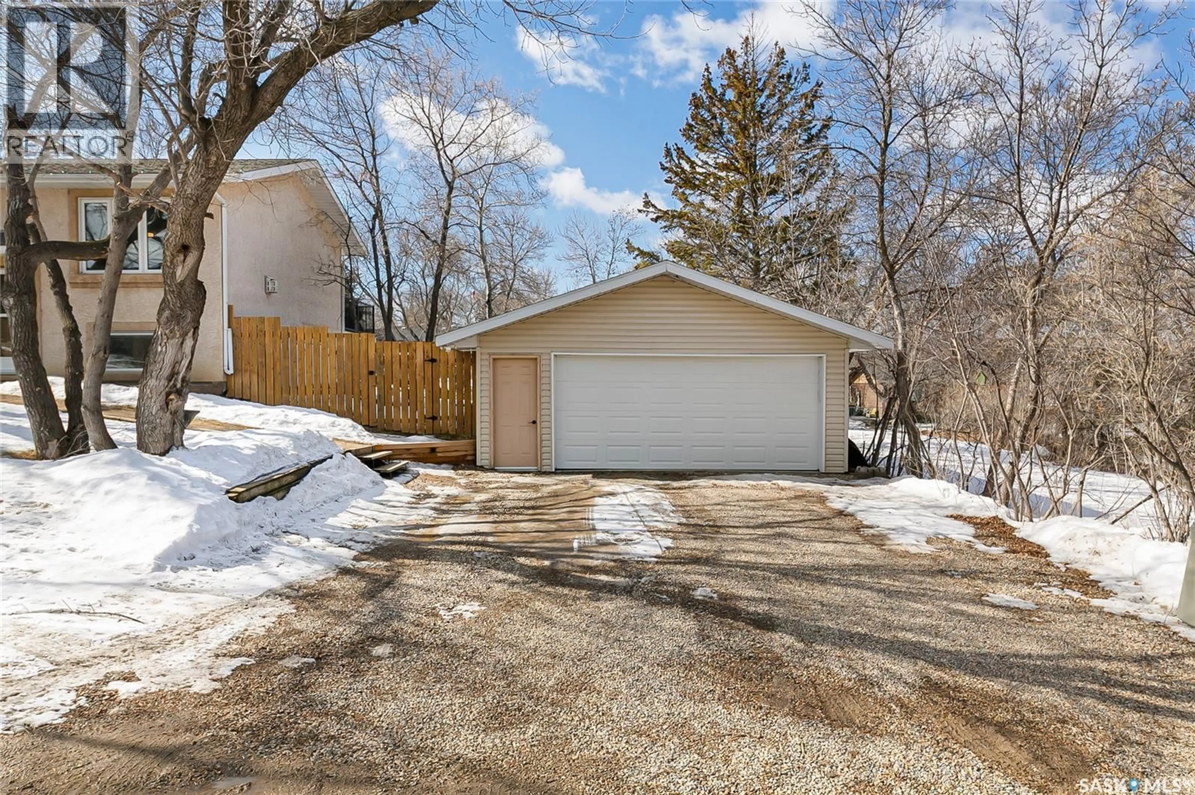 Unknown for 464 7TH STREET, Regina Beach Saskatchewan S0G4C0