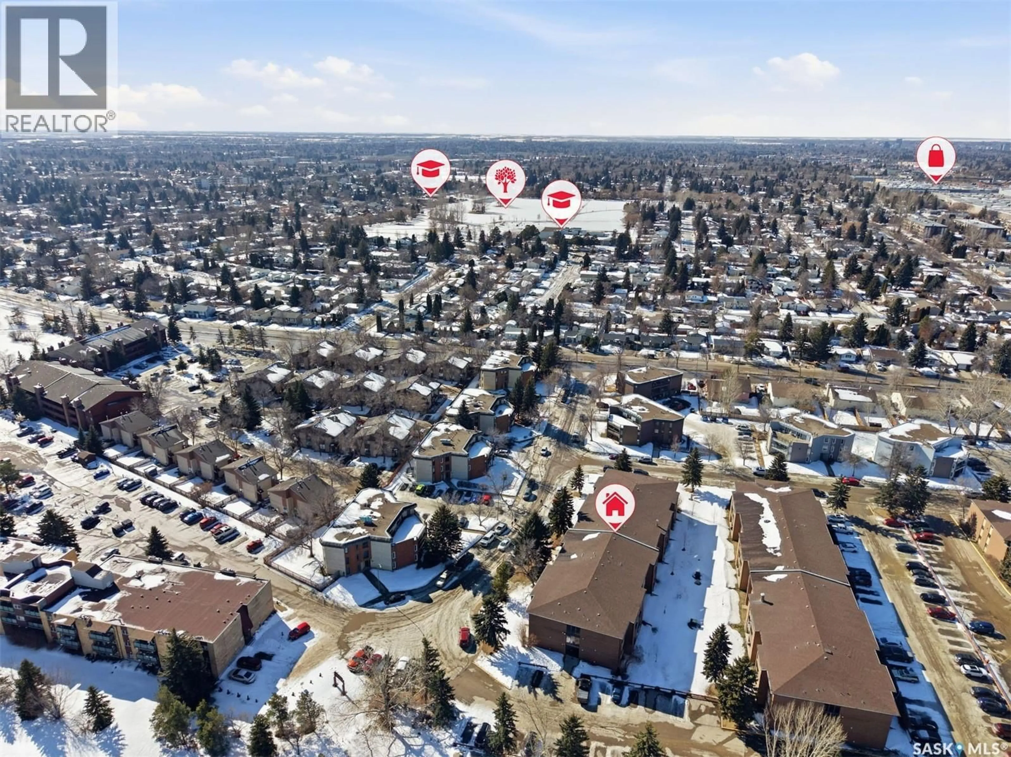 A pic from outside/outdoor area/front of a property/back of a property/a pic from drone, street for 403 - 306 TAIT COURT, Saskatoon Saskatchewan S7H5L3